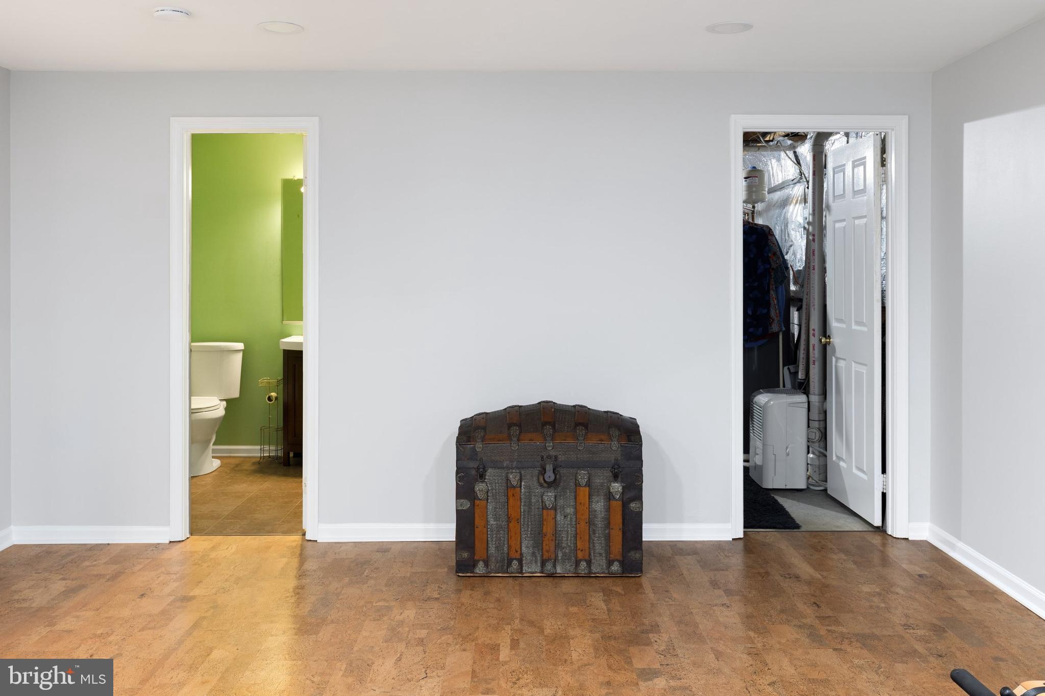 DORSEY HALL - Residential