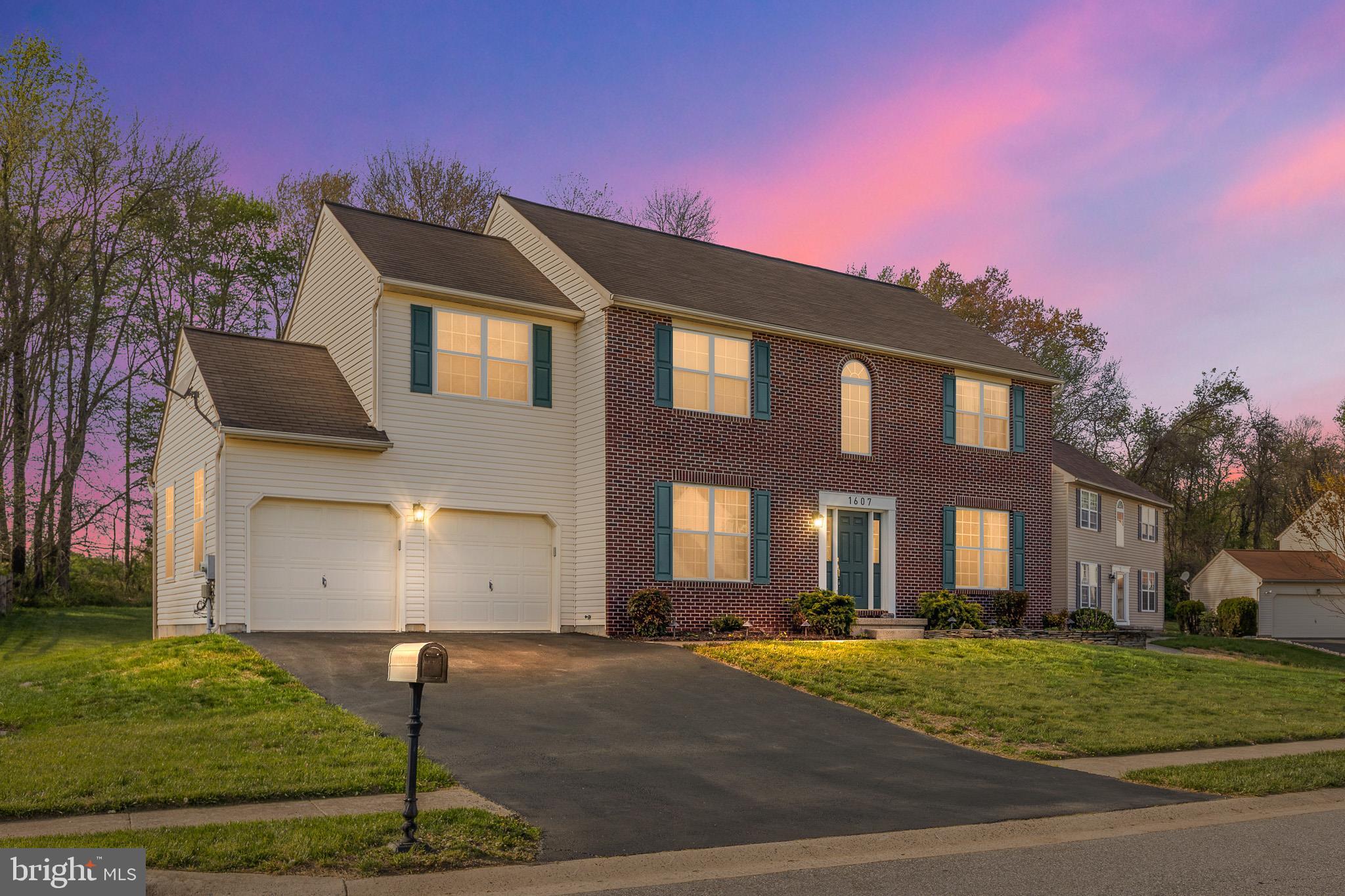 MALLARD POINTE - Residential