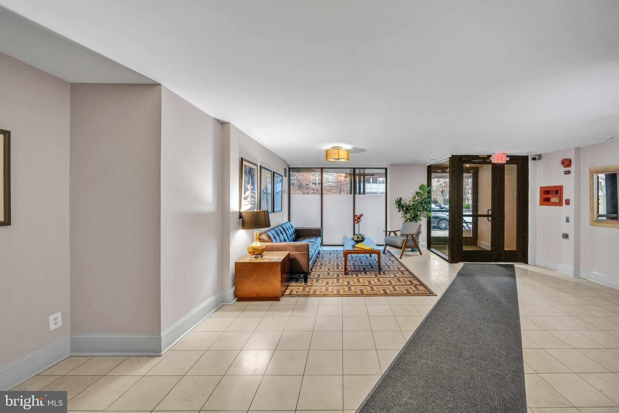 LOGAN CIRCLE - Residential