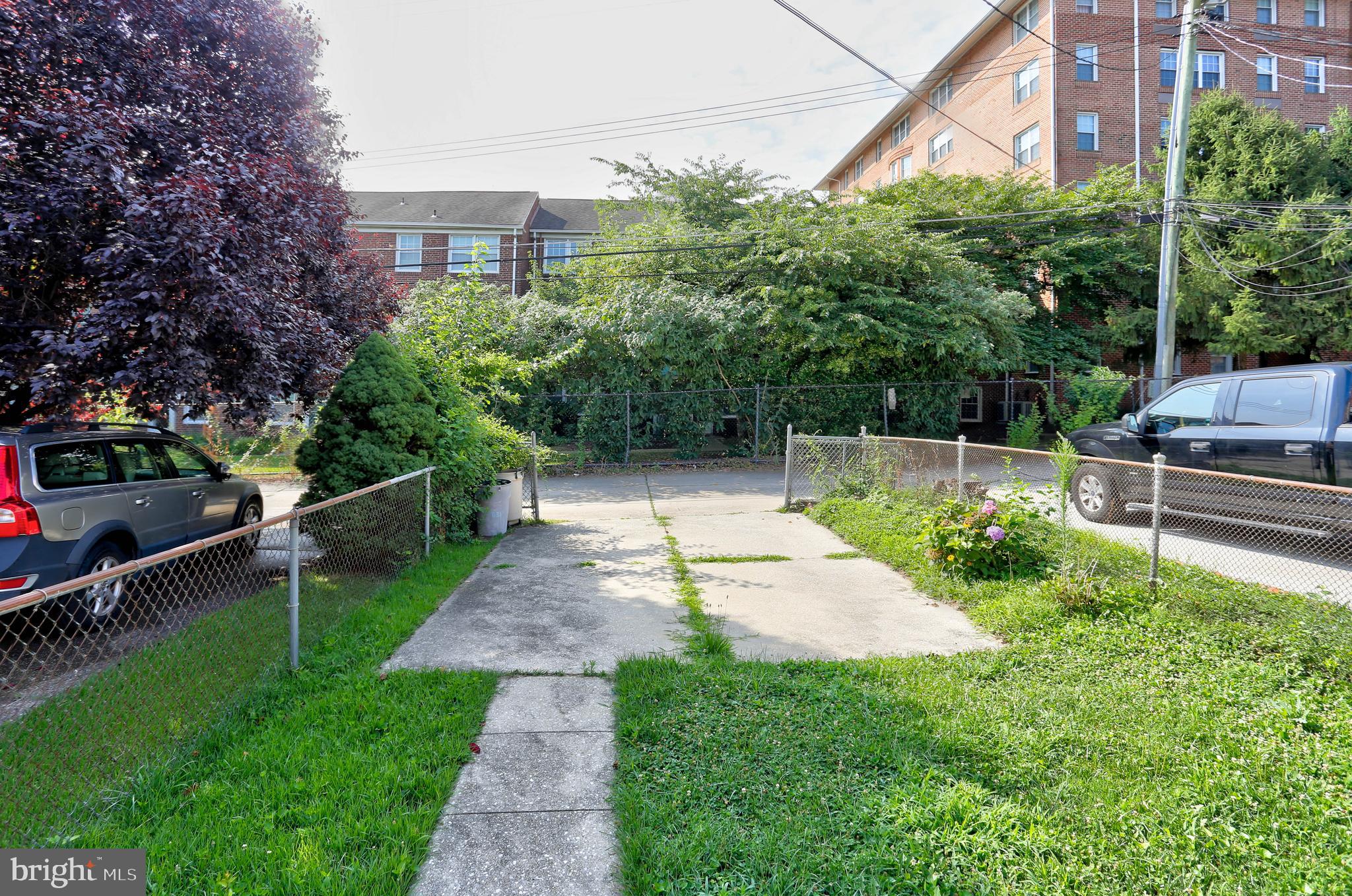 TOWSON PARK - Residential