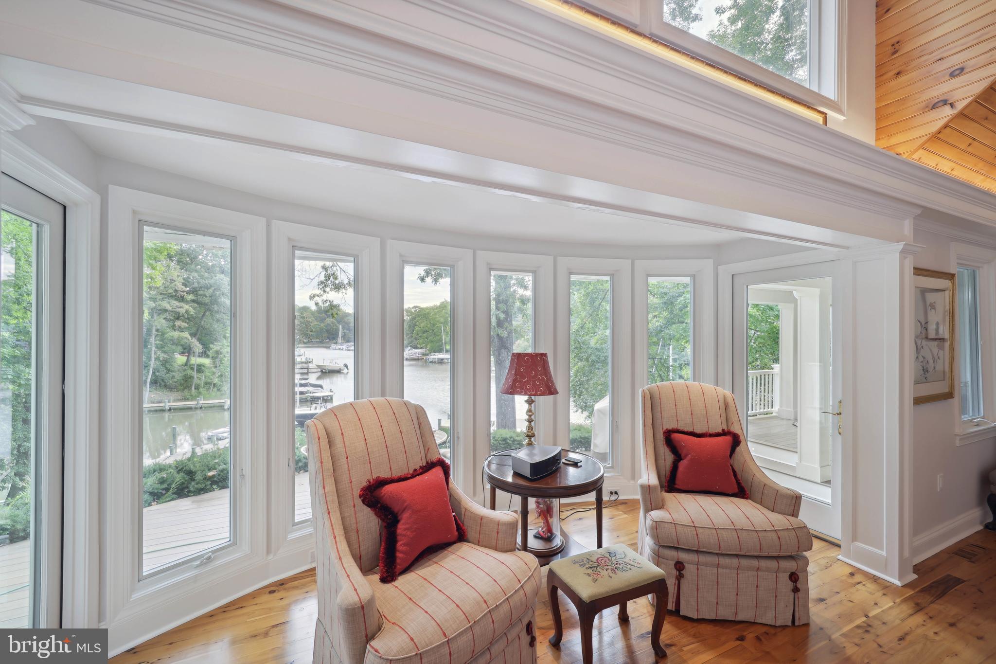 ANNAPOLIS ROADS - Residential