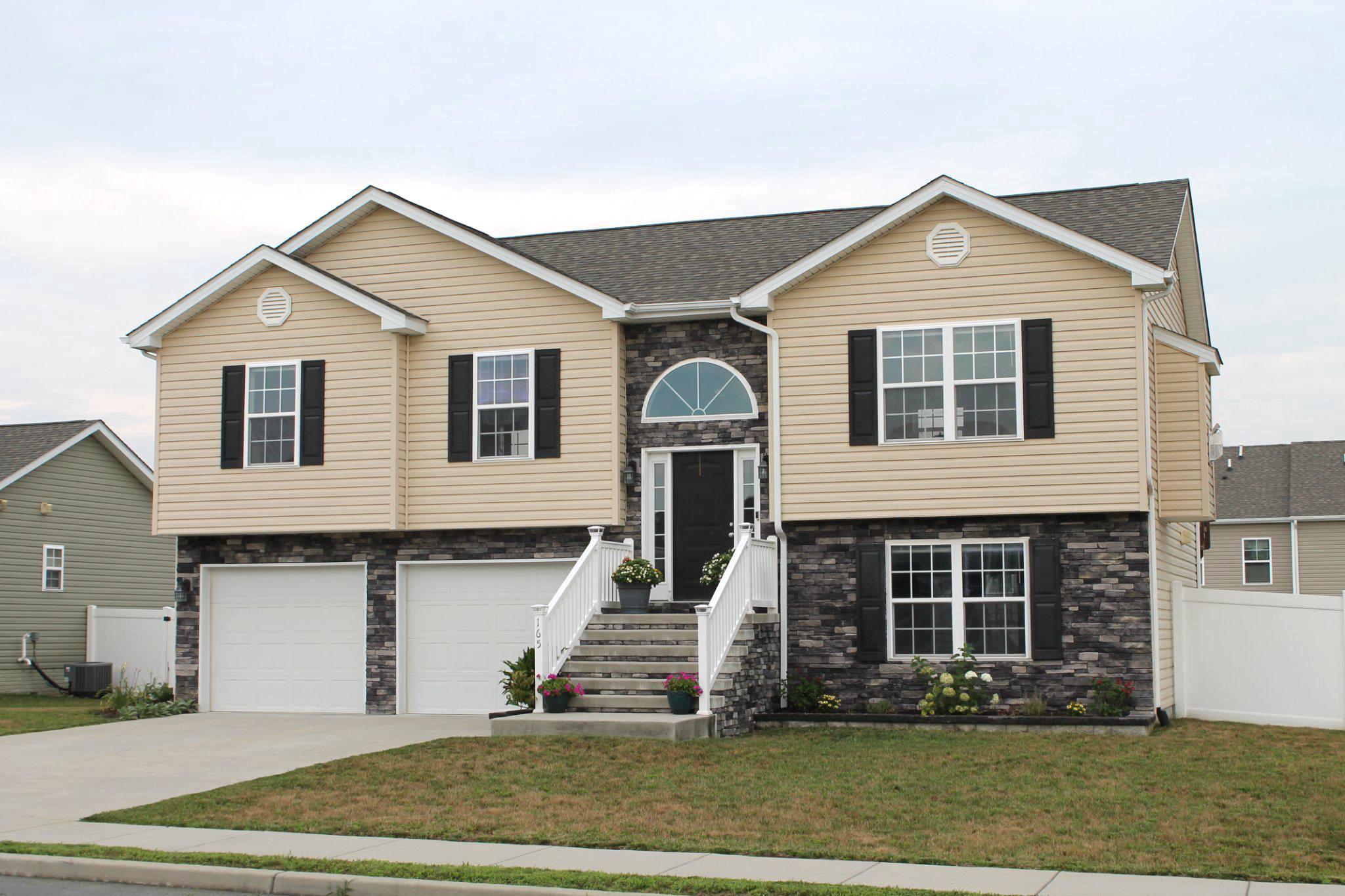 HERITAGE HILLS - Residential