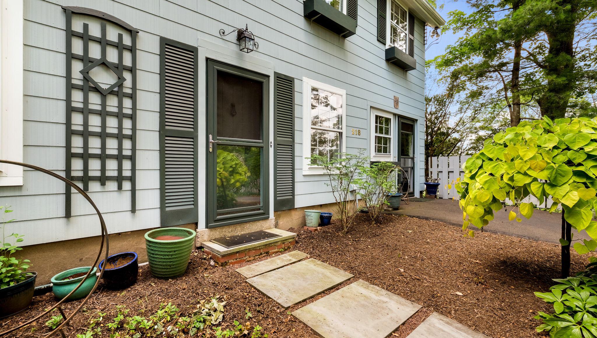 WASHINGTON VIL - Residential
