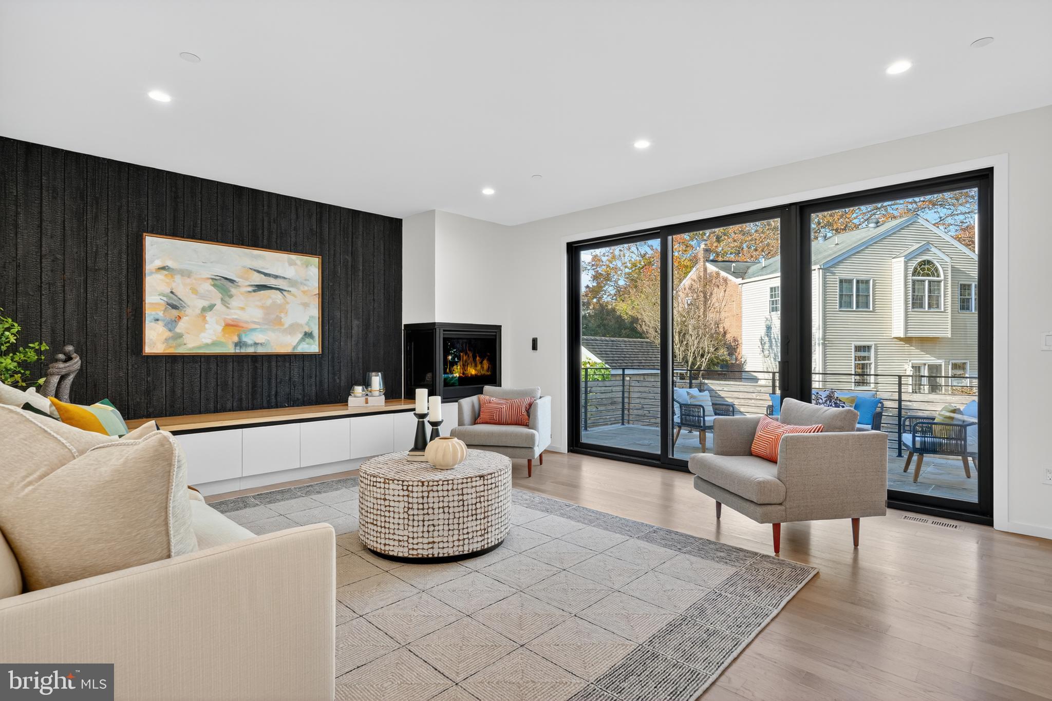 KENSINGTON ESTATES - Residential