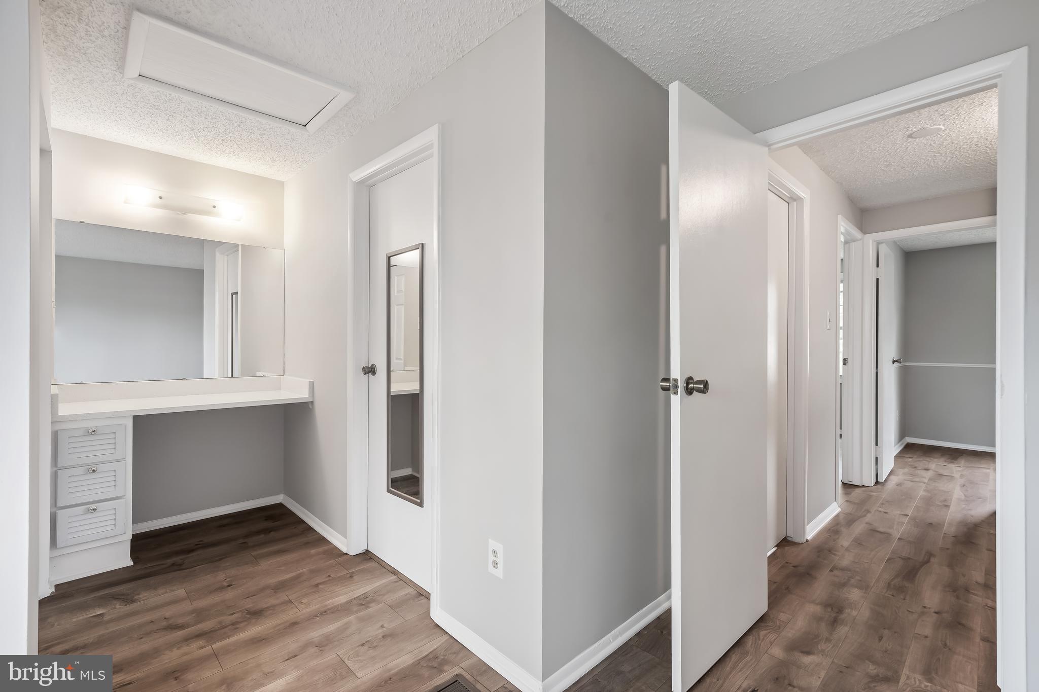 NEWINGTON FOREST - Residential