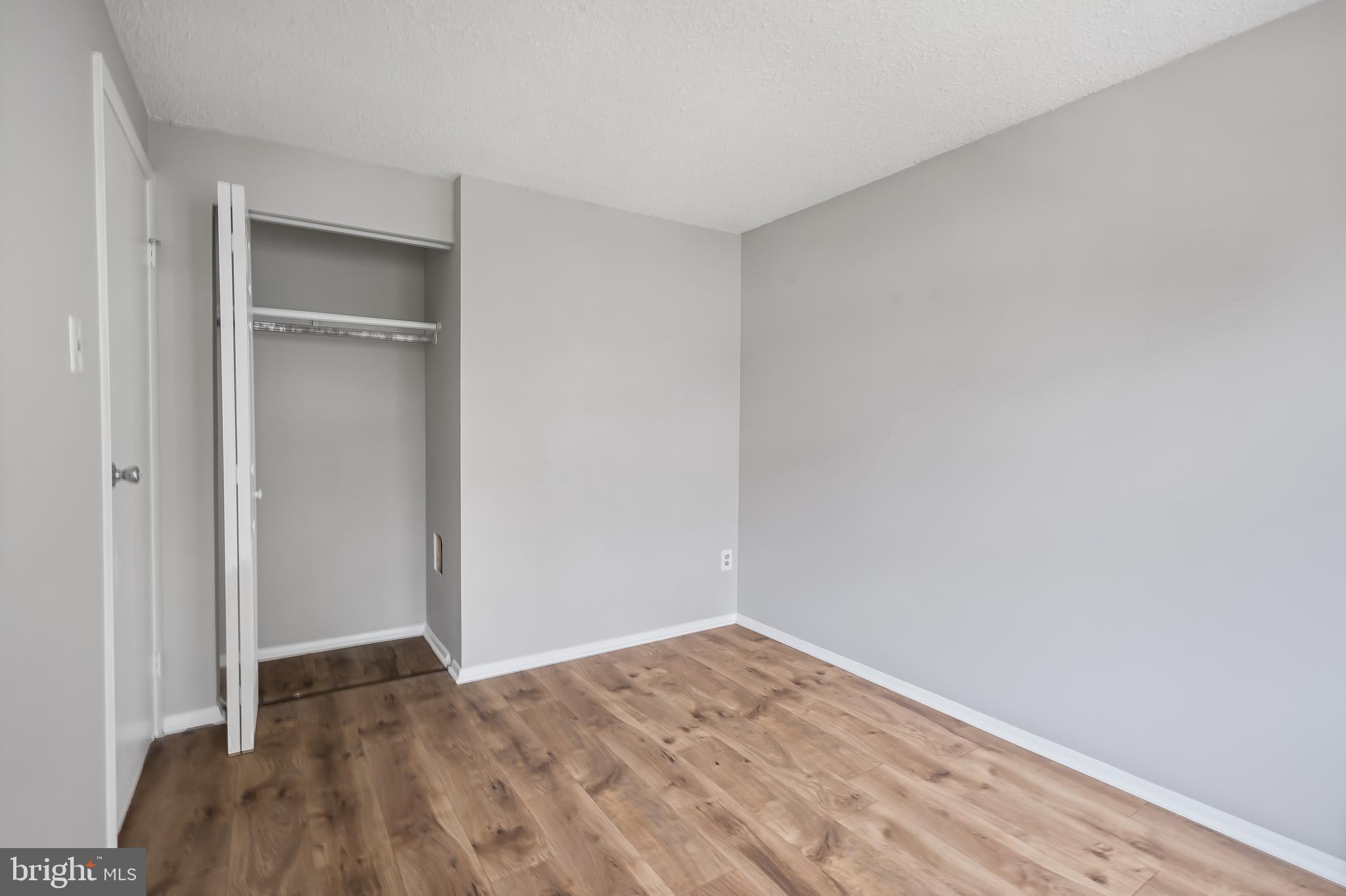 NEWINGTON FOREST - Residential