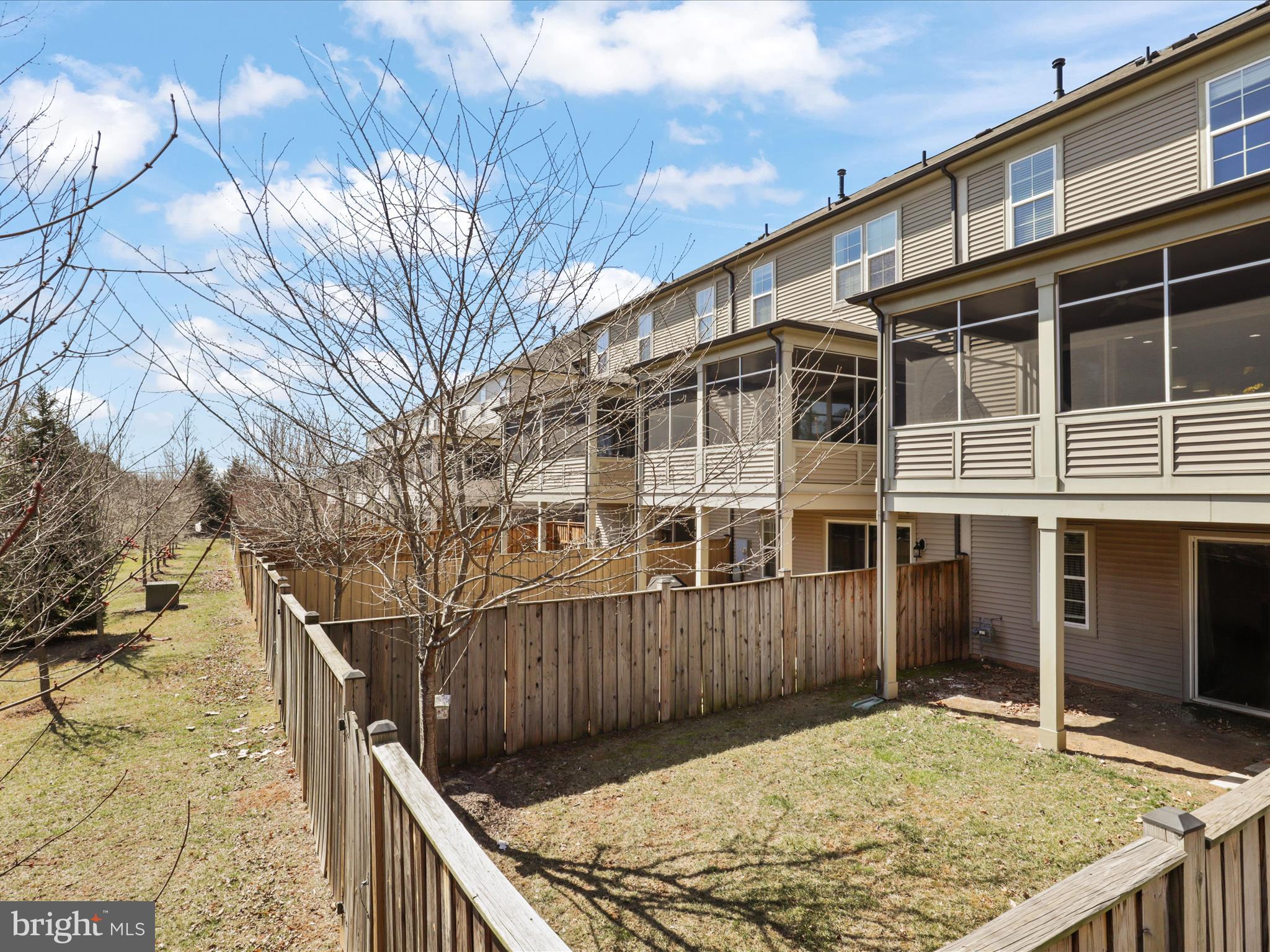 BRAMBLETON - Residential