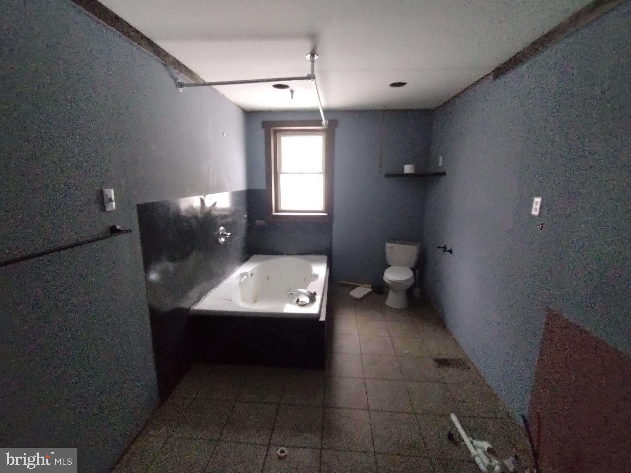 LEWISTOWN BORO - Residential
