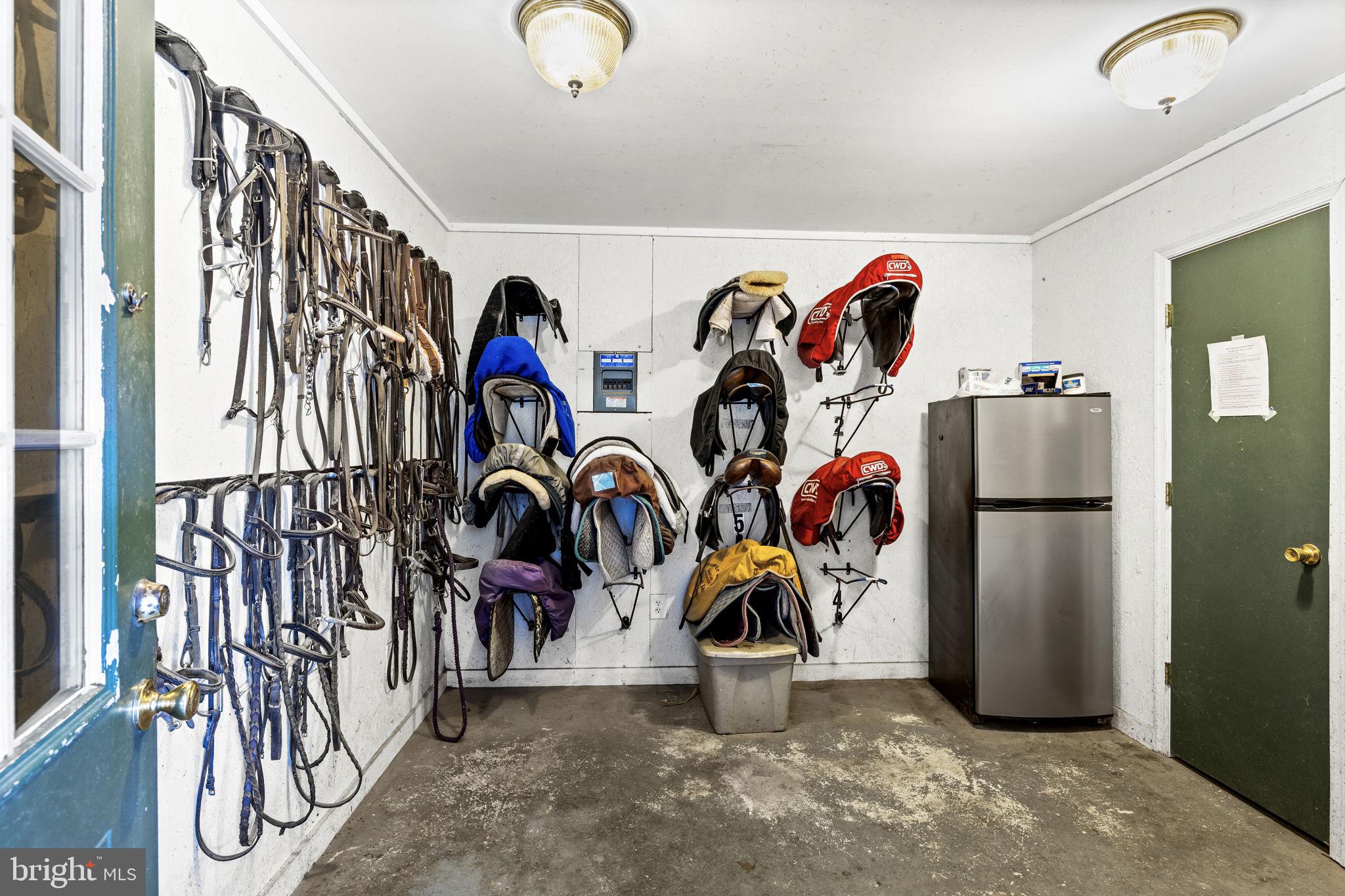 FLYTHE PROPERTY - Residential