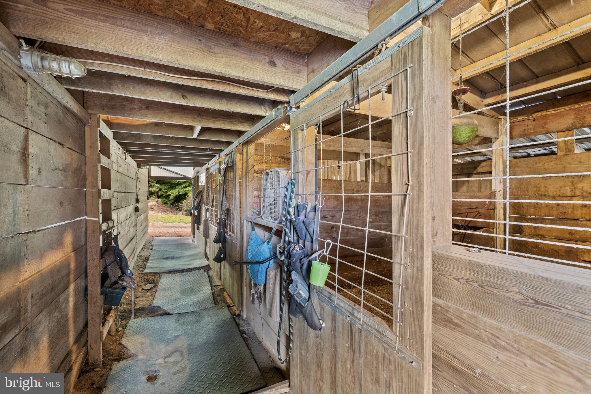 FLYTHE PROPERTY - Residential
