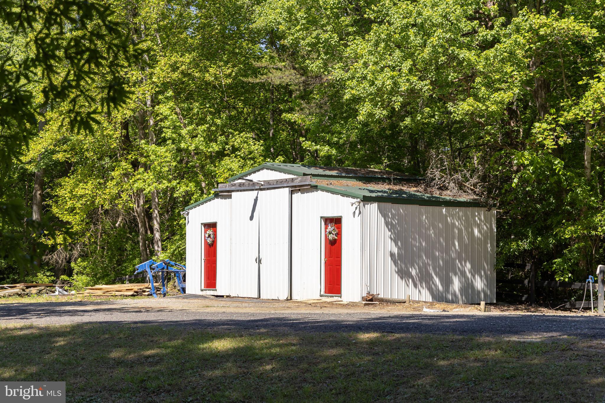 FLYTHE PROPERTY - Residential