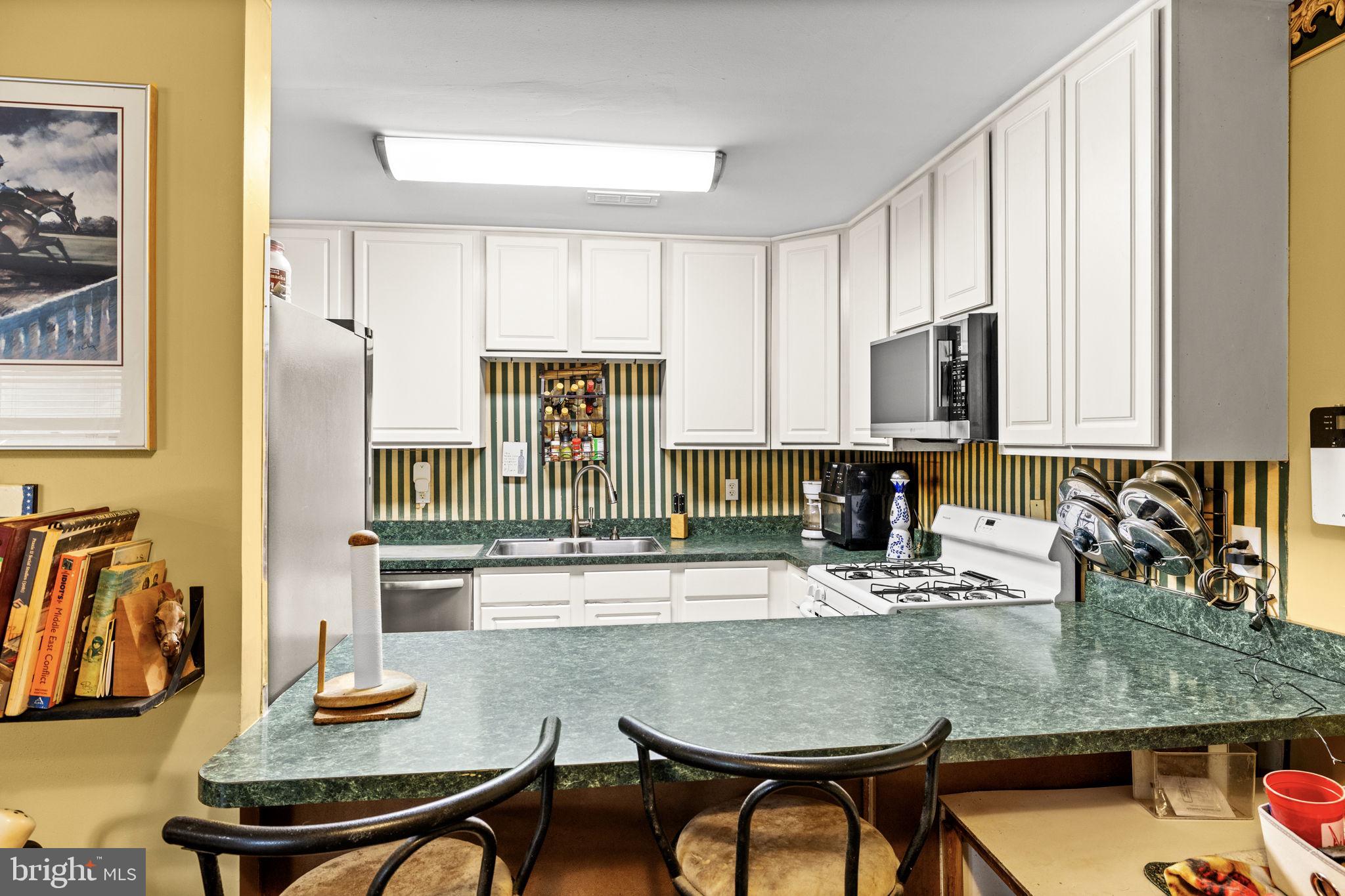 FLYTHE PROPERTY - Residential