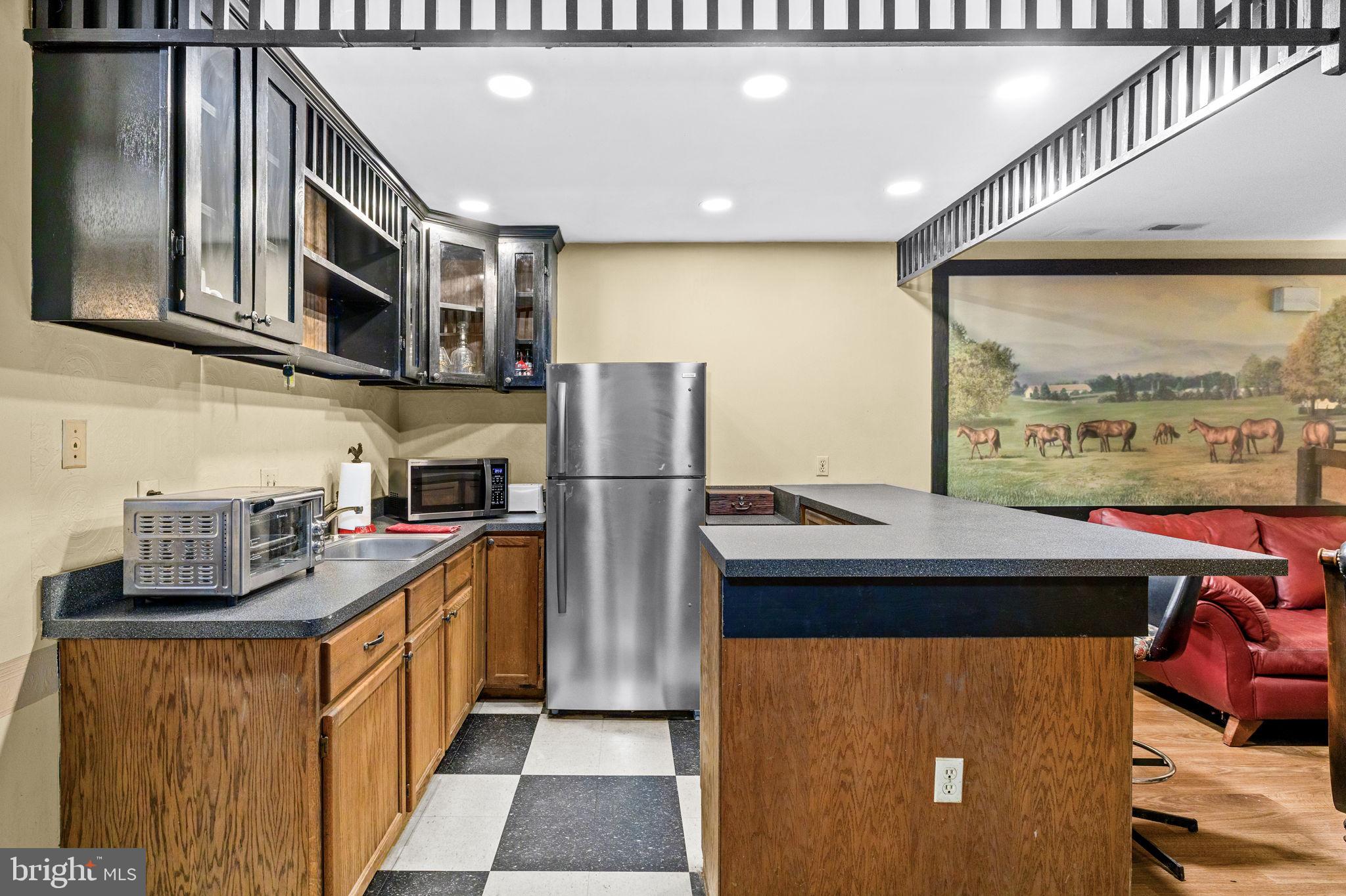 FLYTHE PROPERTY - Residential