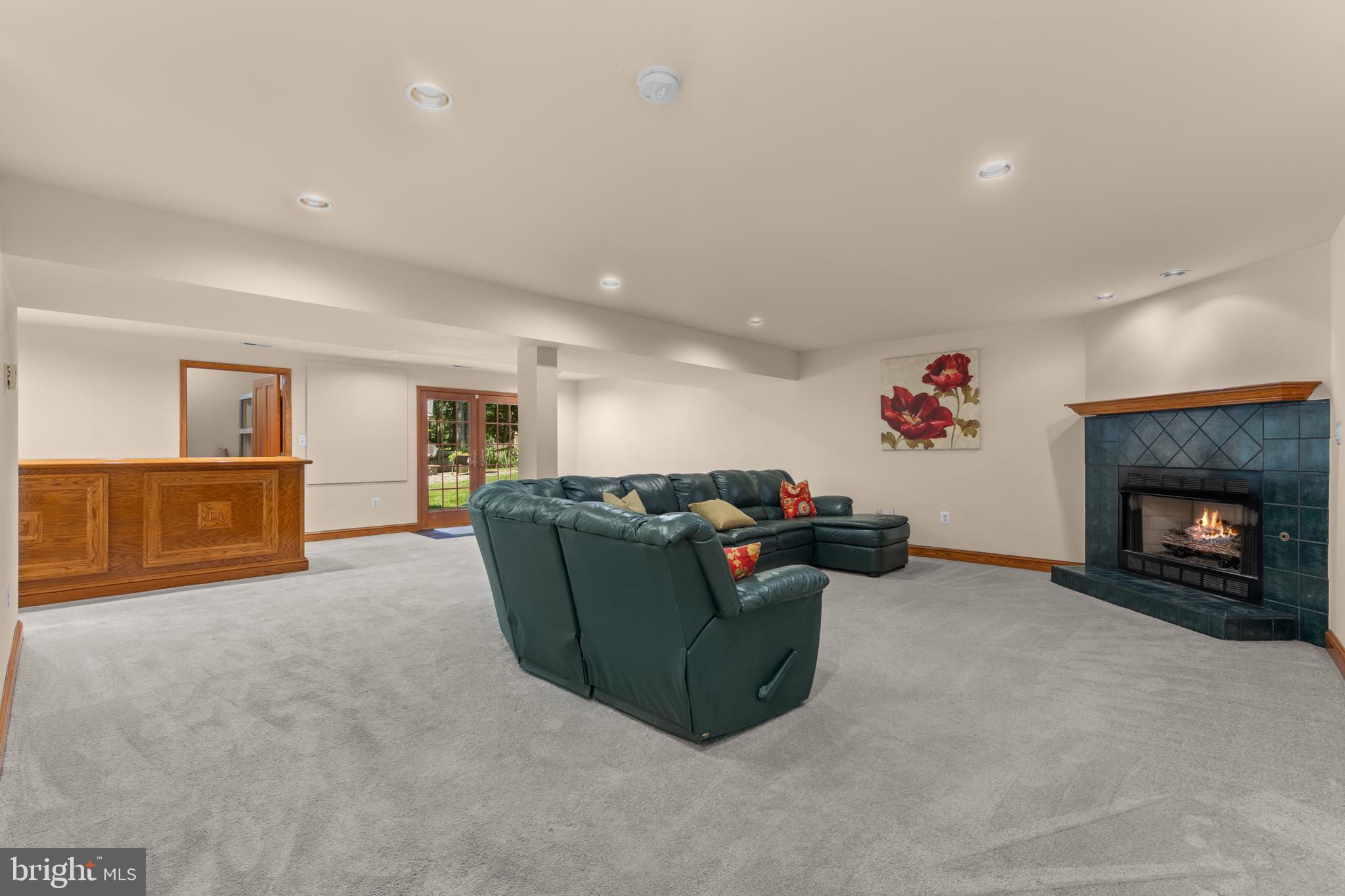 SOUTH WALES - Residential