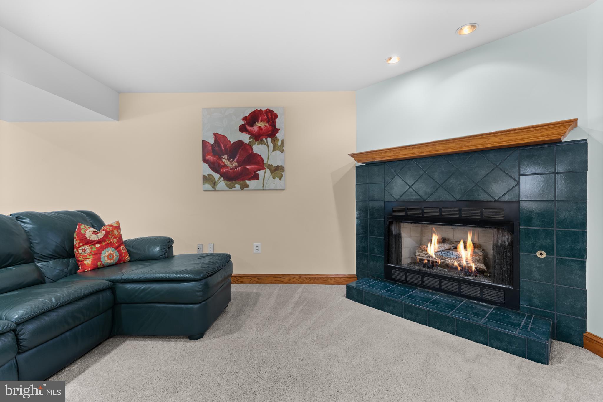 SOUTH WALES - Residential