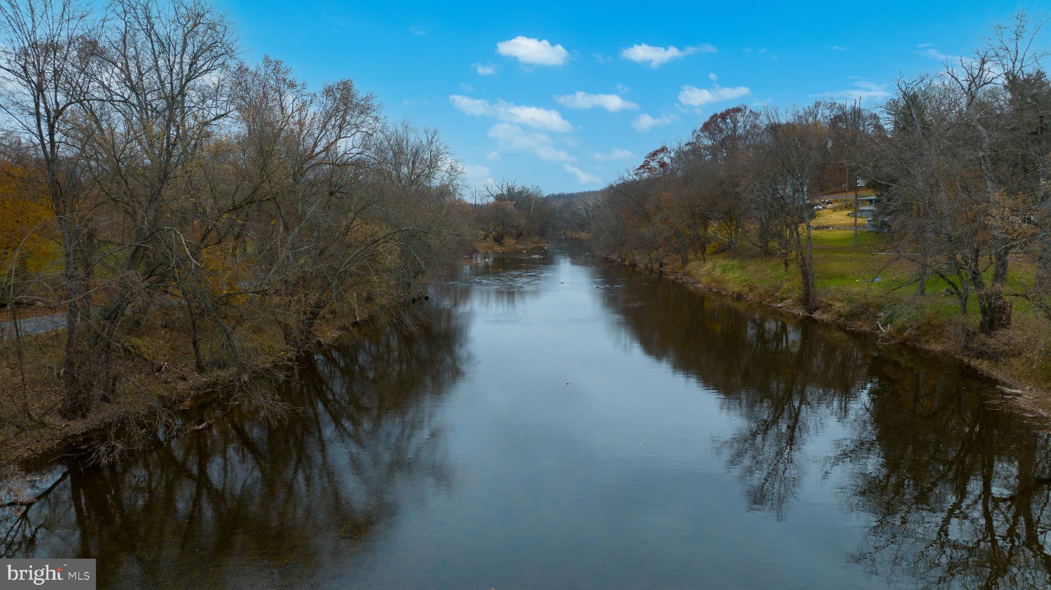 EAST MANCHESTER TWP. - Residential