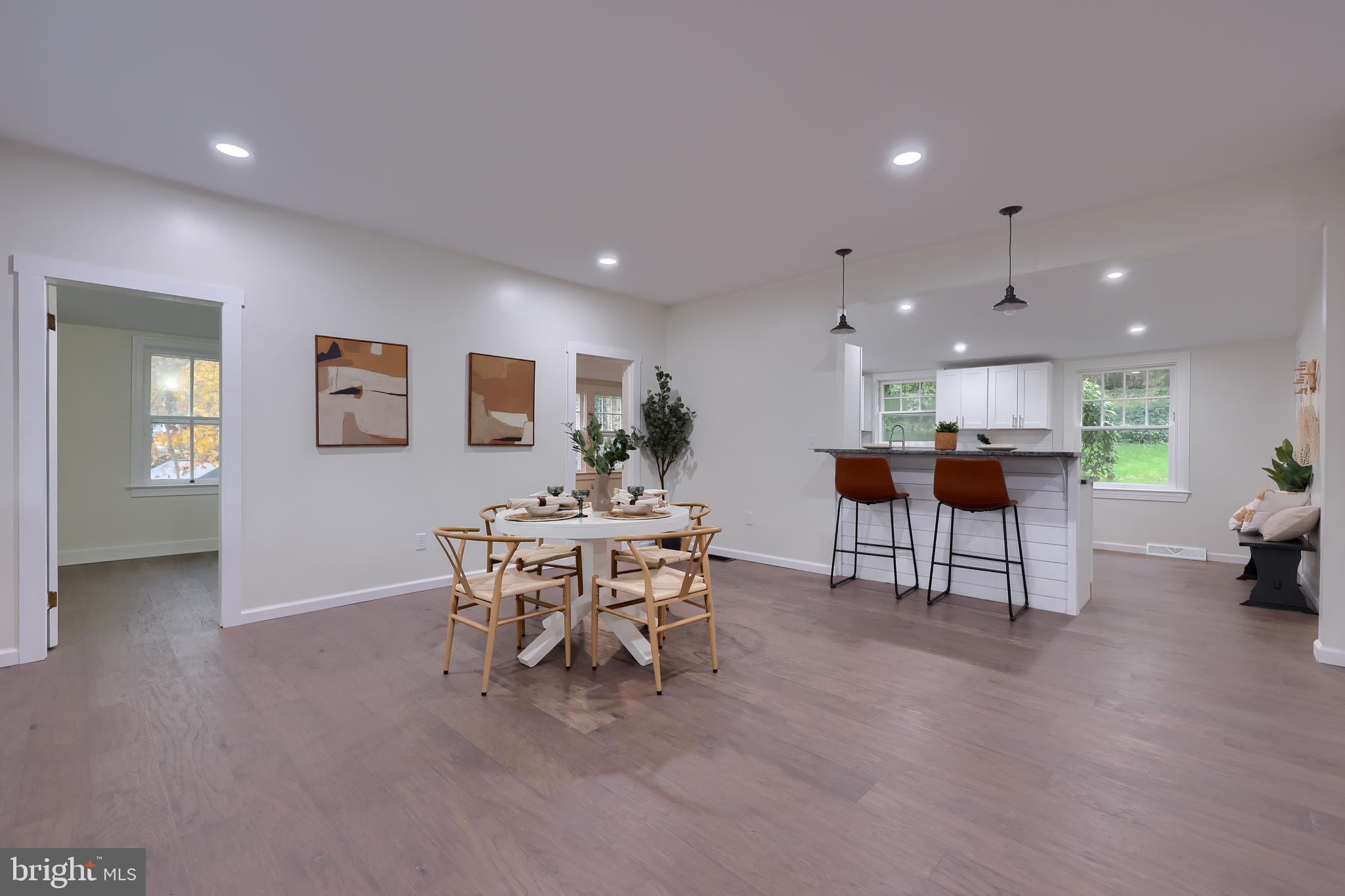 EAST MANCHESTER TWP. - Residential