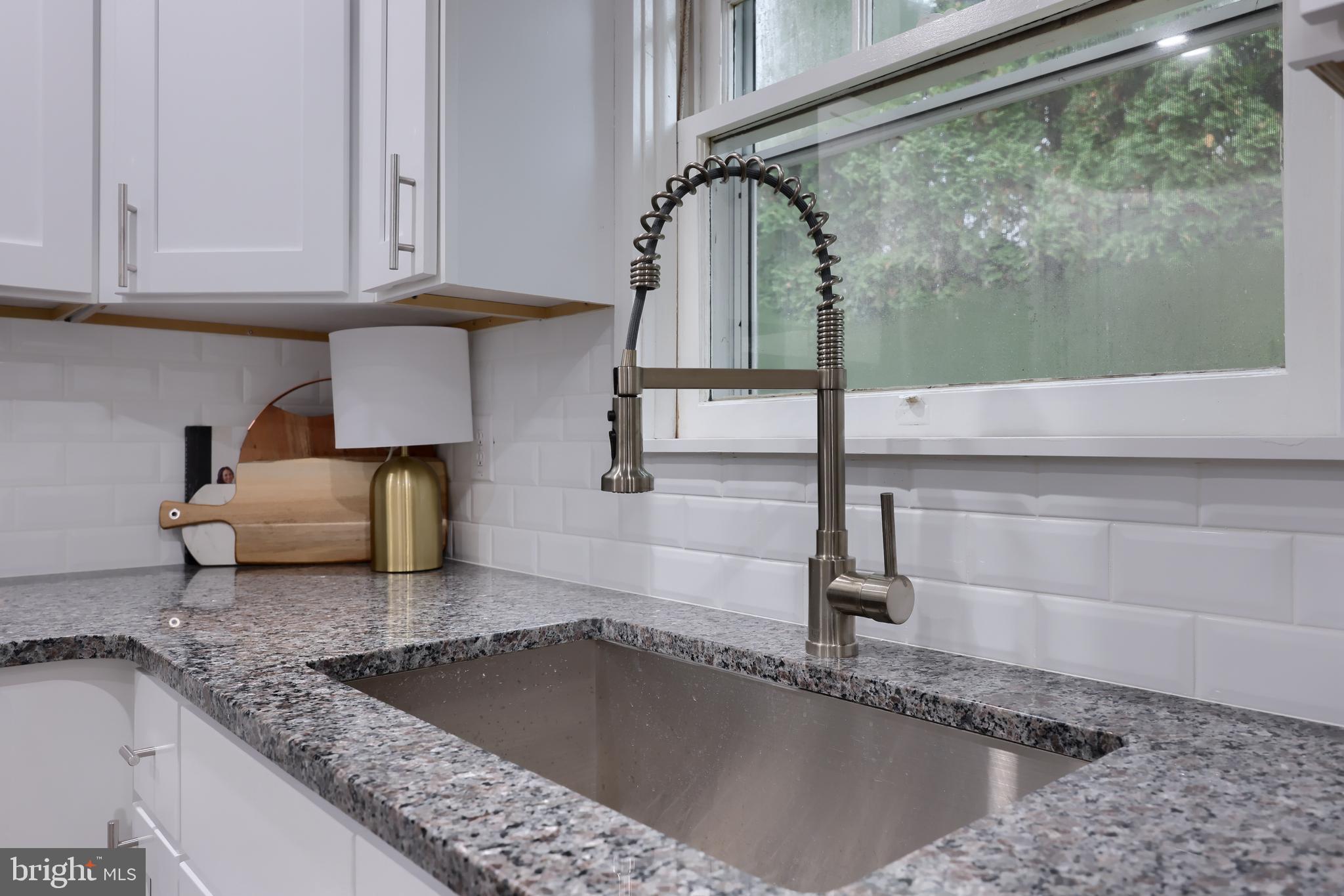 EAST MANCHESTER TWP. - Residential