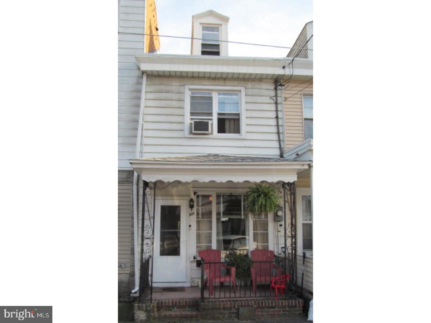 Beautifully maintained & updated 2 bedroom home, has old world tuscany feel with it's carefully selected & thought-out paint colors & decor with special touches throughout like vinyl stencils located at just the right places, open living/dining room space with open staircase to second floor, entering the kitchen is like walking into an Italian bistro continue down the hall to a full bath & laundry before entering out to a nicely sized deck with wooden privacy fence & outside patio, another full bath on second floor with 2 bedrooms & a bonus room, attic & basement storage, a must see home Mailing Address Continued: Mahony City