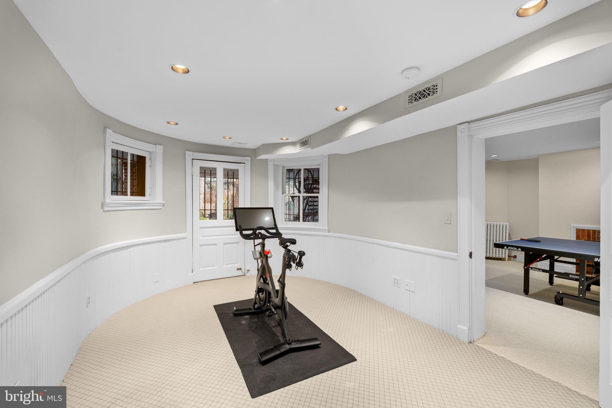 GEORGETOWN - Residential