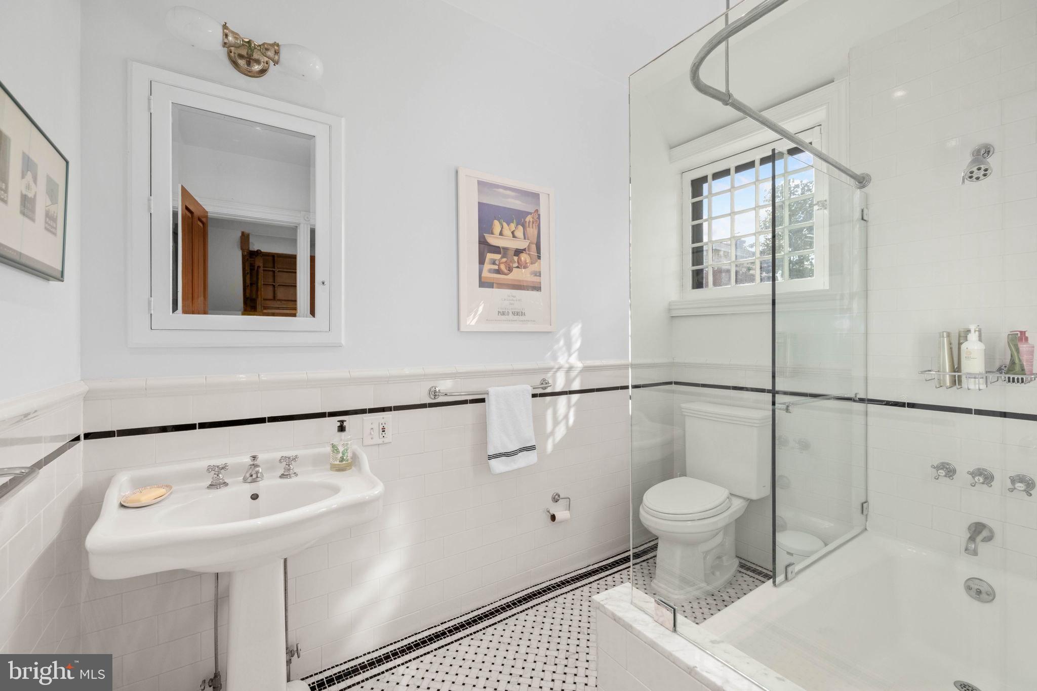 GEORGETOWN - Residential