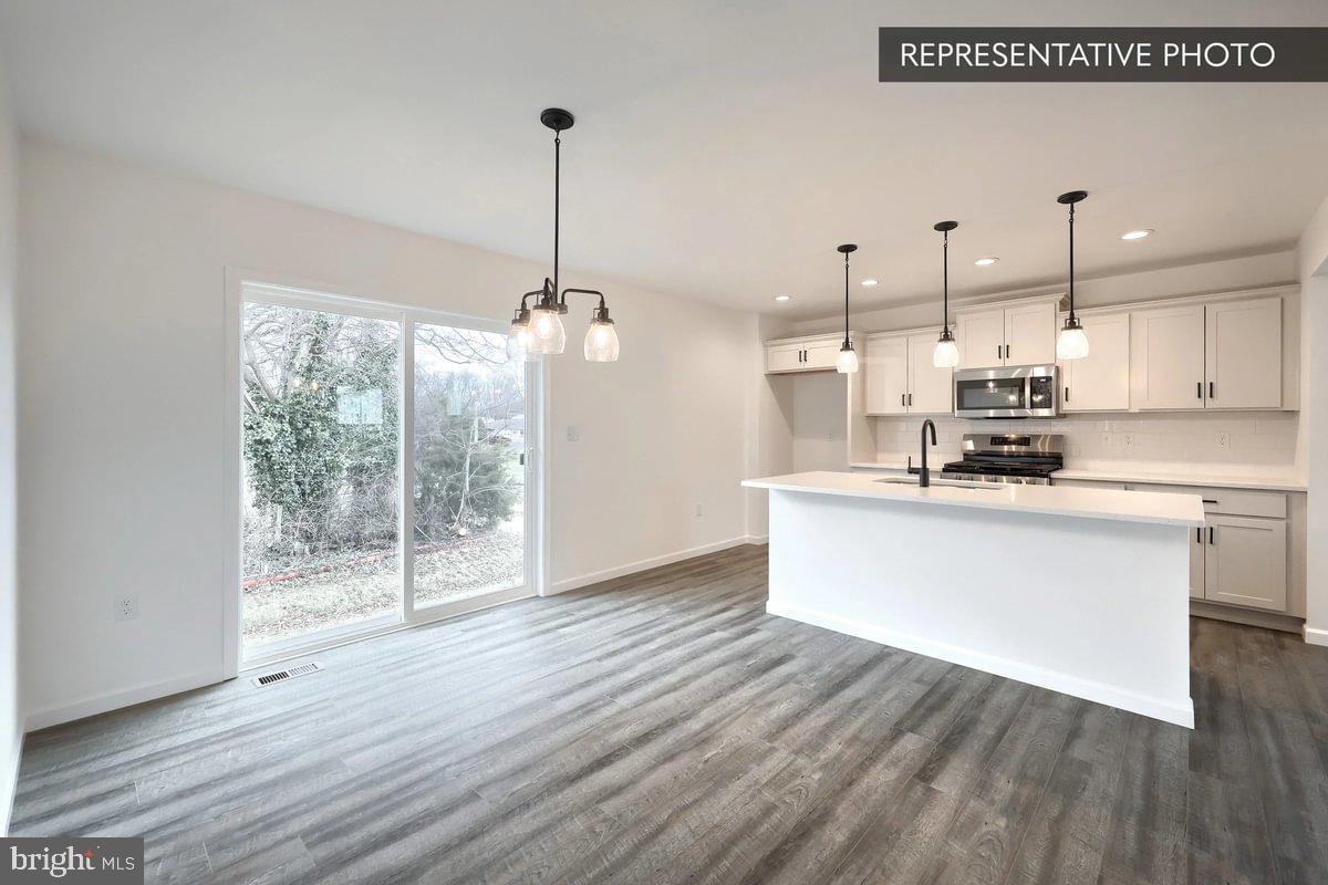 HILLS AT VALLEY VIEW - Residential