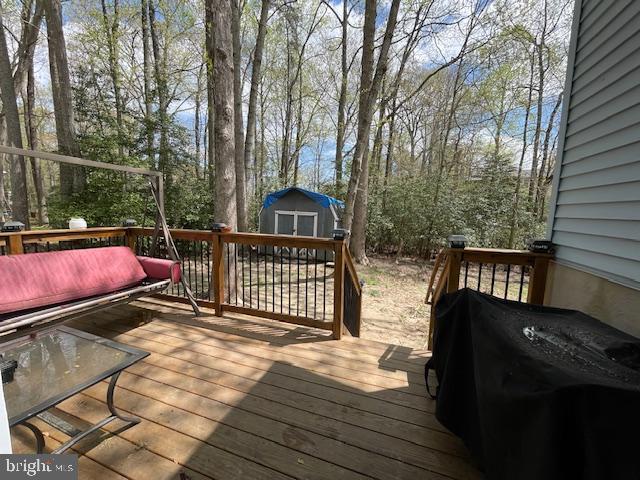 CHESAPEAKE RANCH ESTATES - Residential Lease