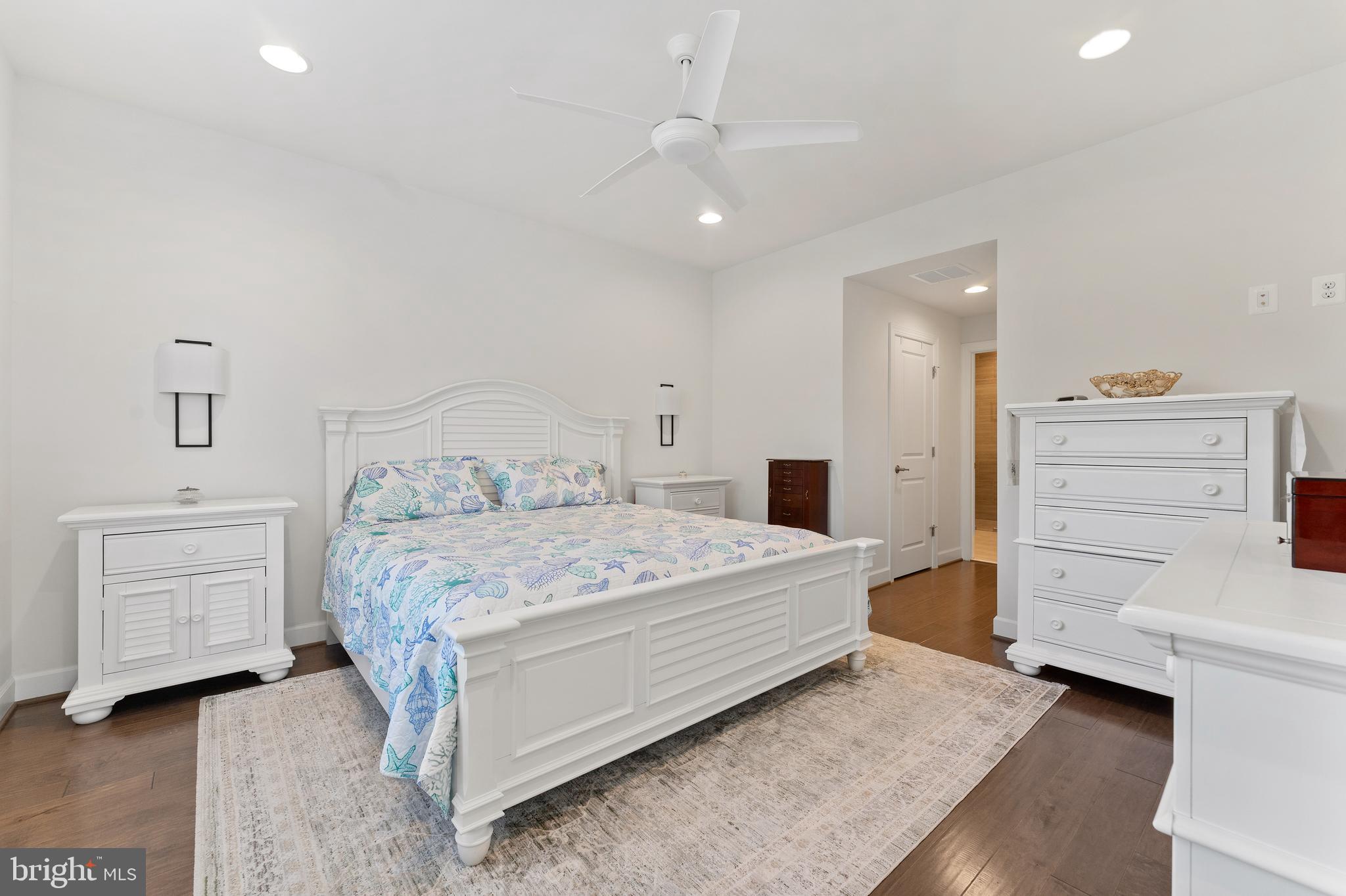 EMBREY MILL - Residential