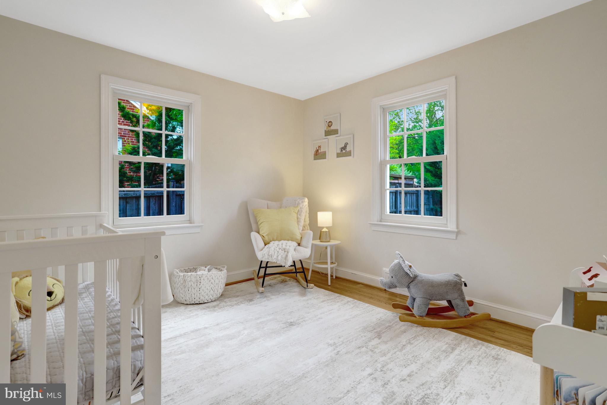 COUNTRY CLUB - Residential
