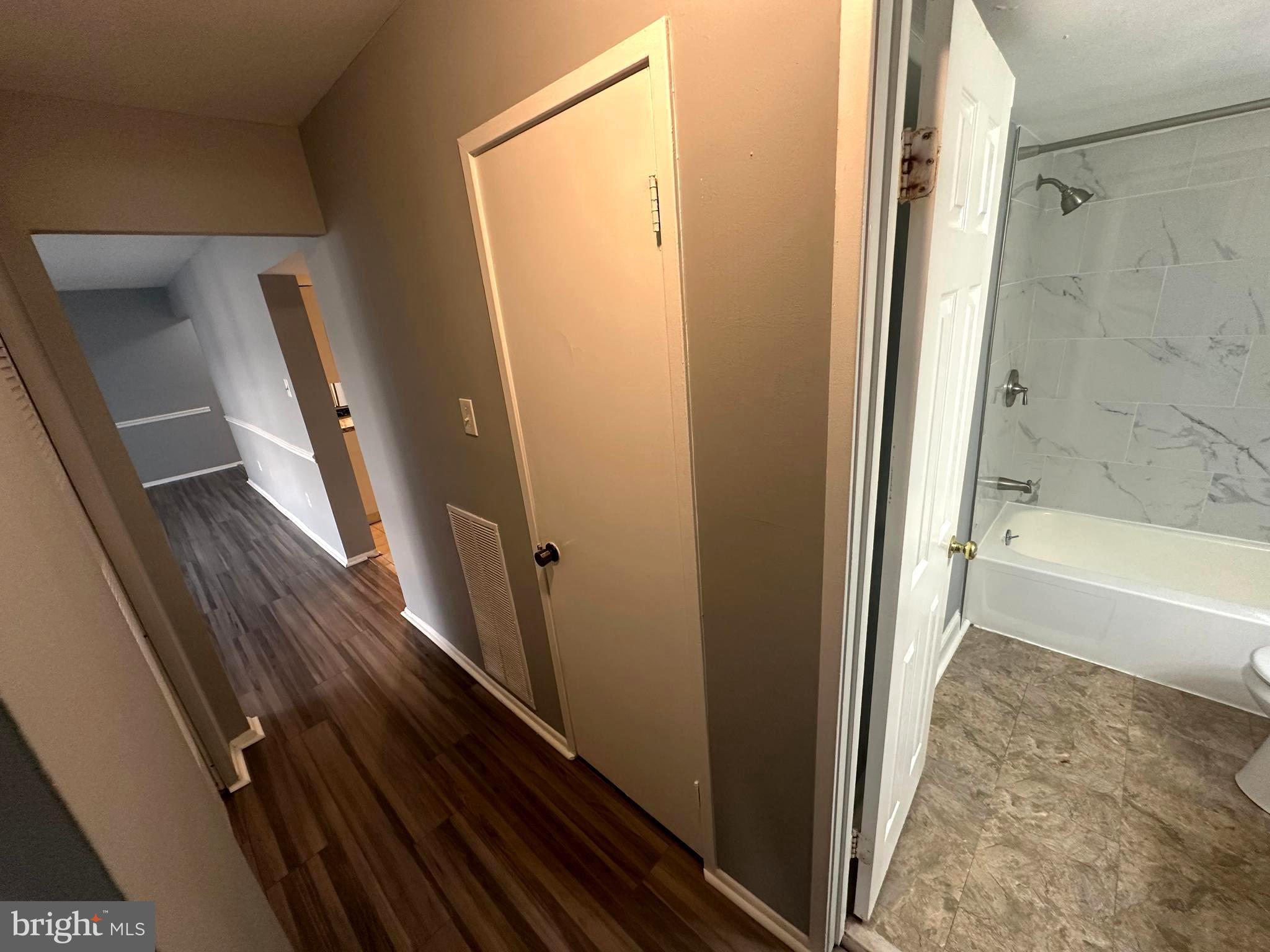 PINES CONDOMINIUM - Residential