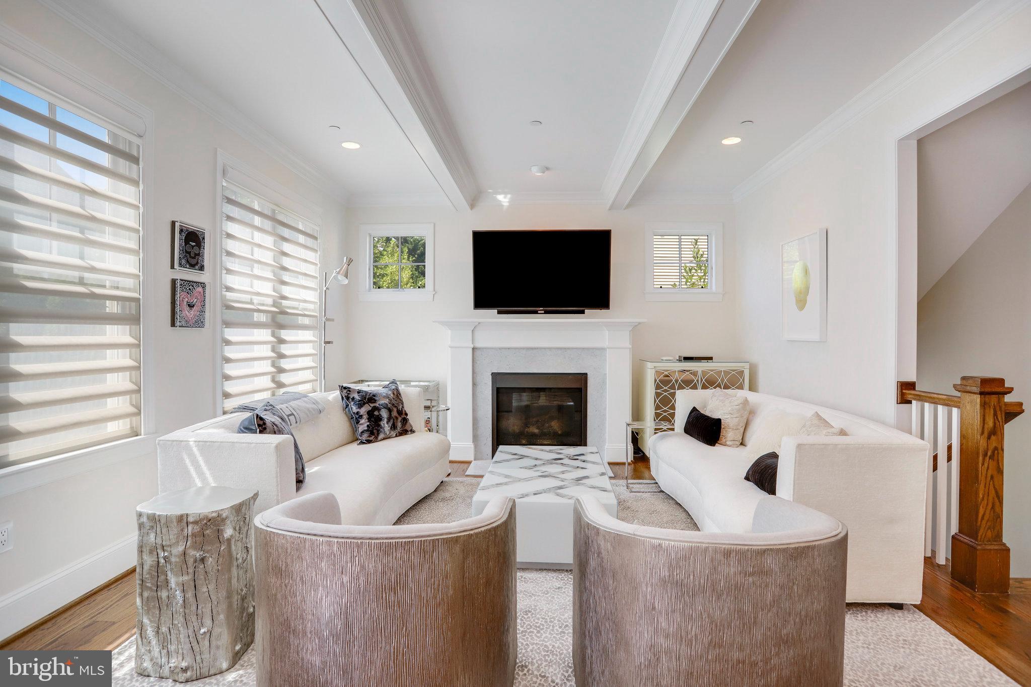 GLENBROOK VILLAGE - Residential