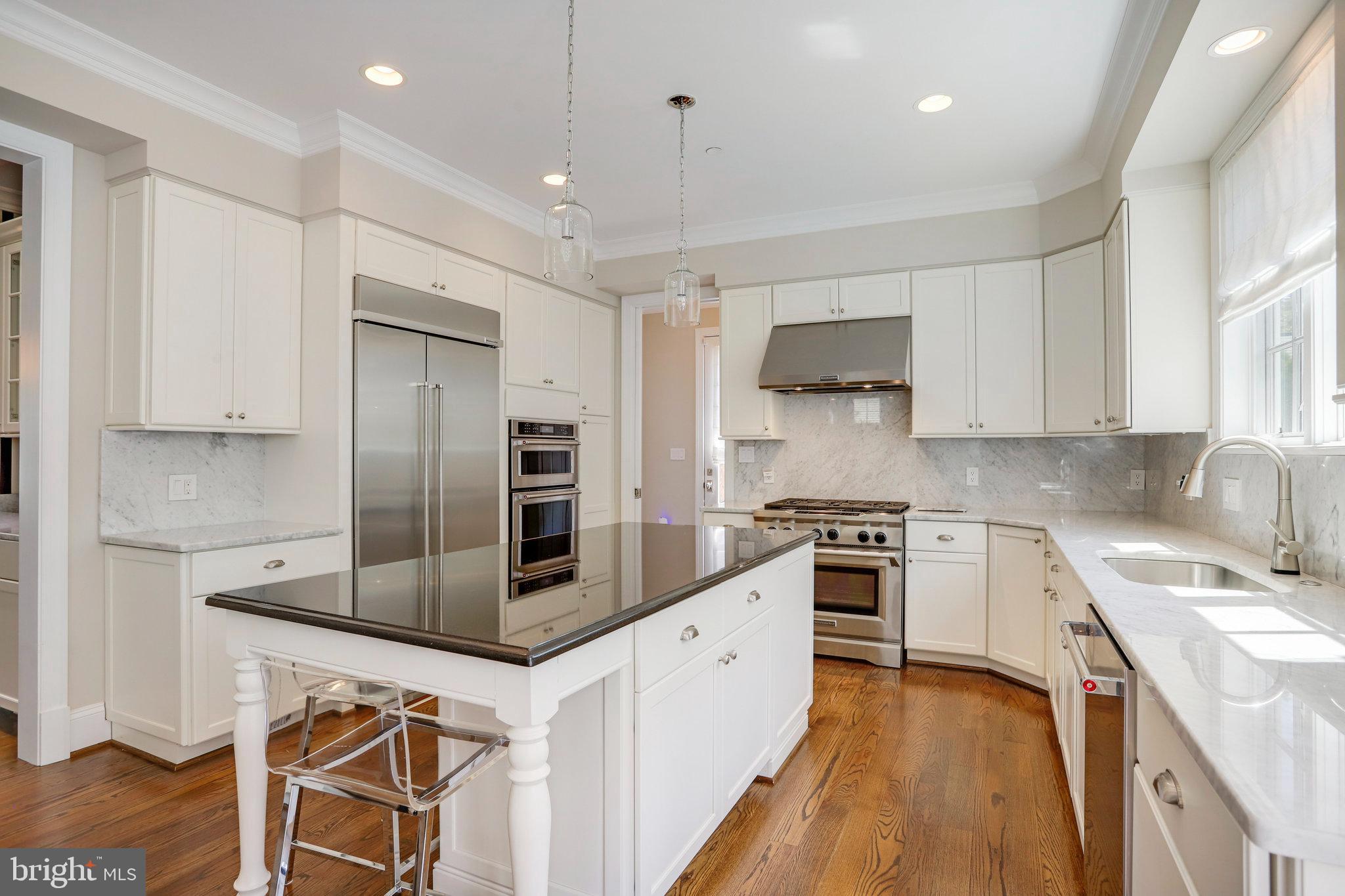 GLENBROOK VILLAGE - Residential