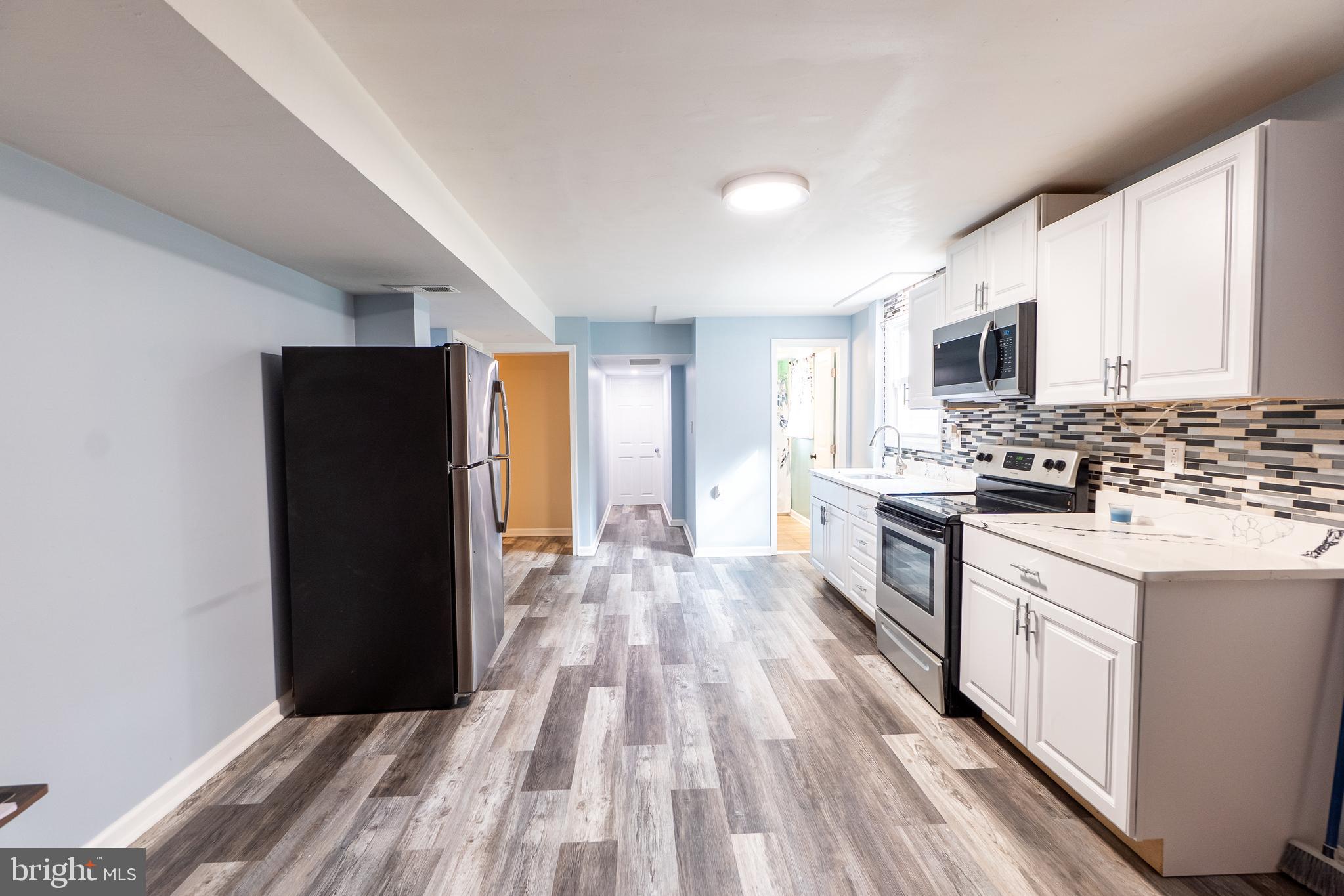 CRESTVIEW MANOR - Residential