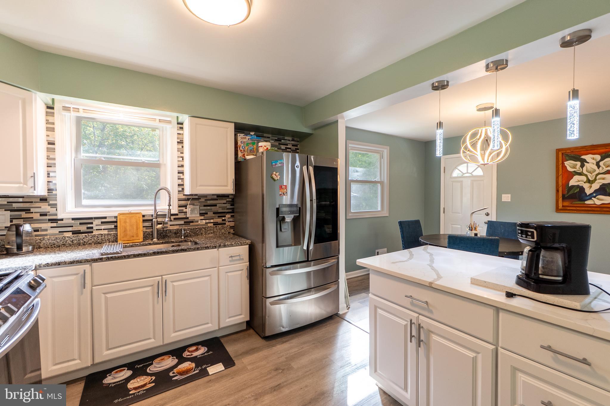 CRESTVIEW MANOR - Residential