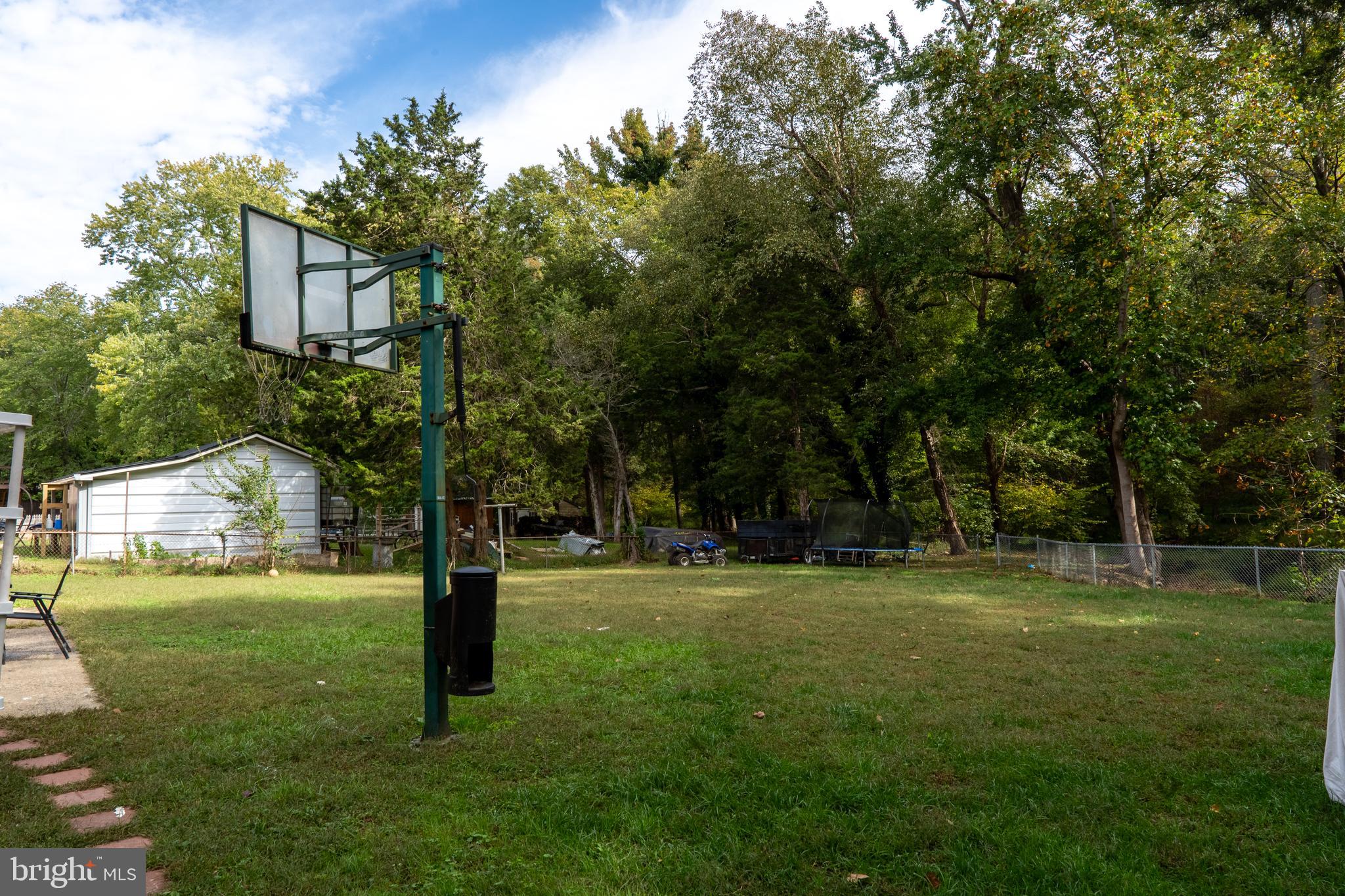 CRESTVIEW MANOR - Residential