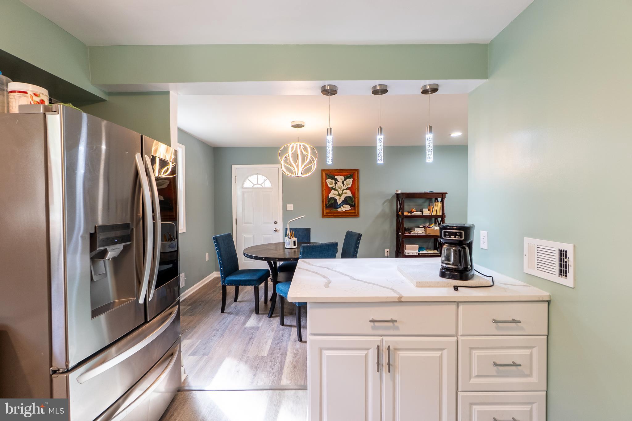 CRESTVIEW MANOR - Residential