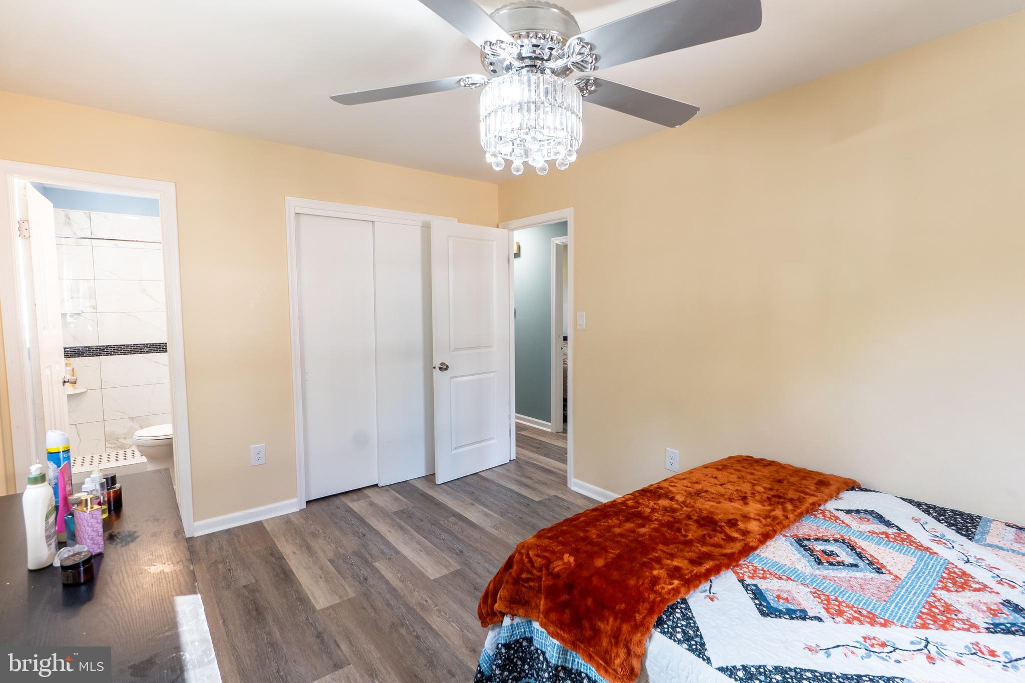 CRESTVIEW MANOR - Residential