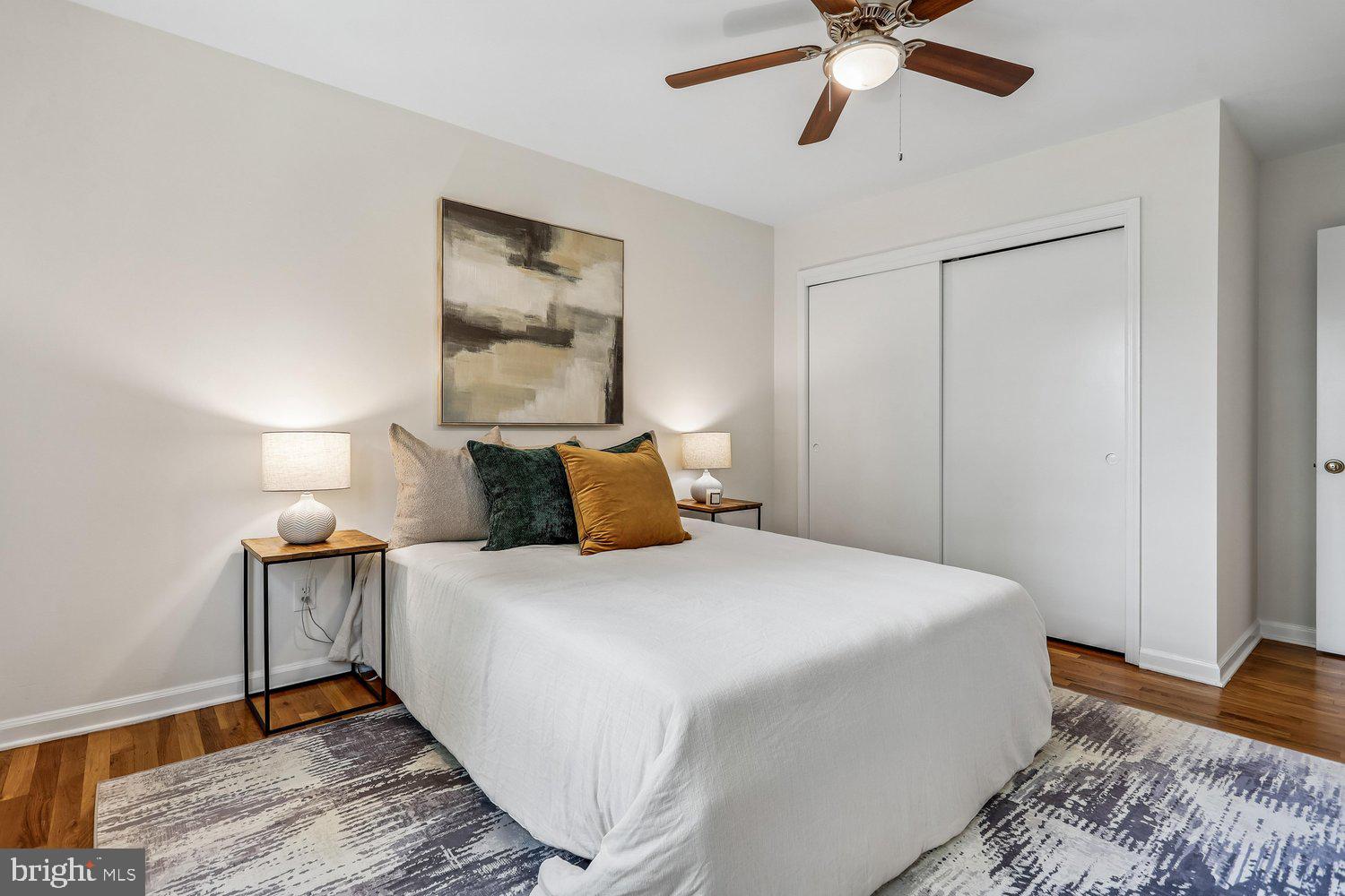RESTON - Residential