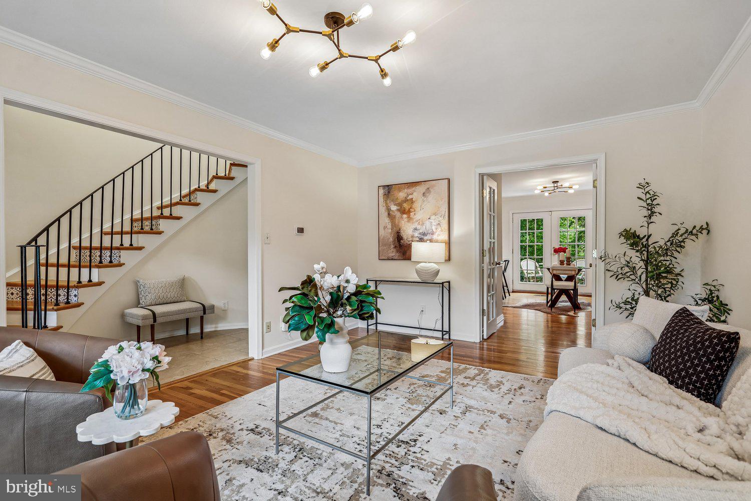 RESTON - Residential