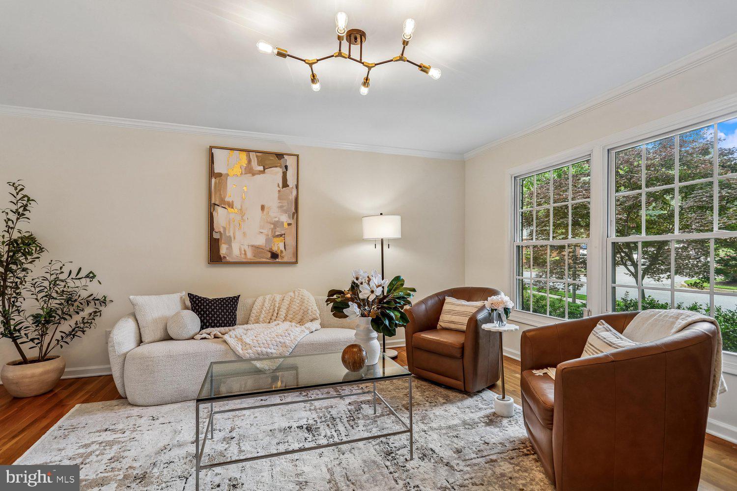 RESTON - Residential