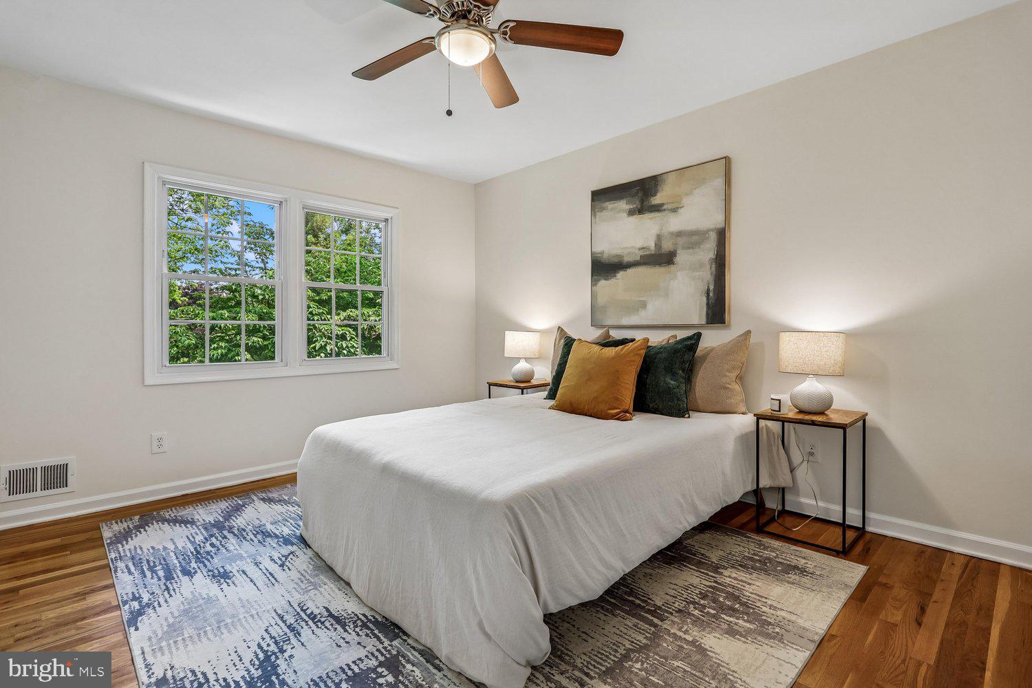 RESTON - Residential
