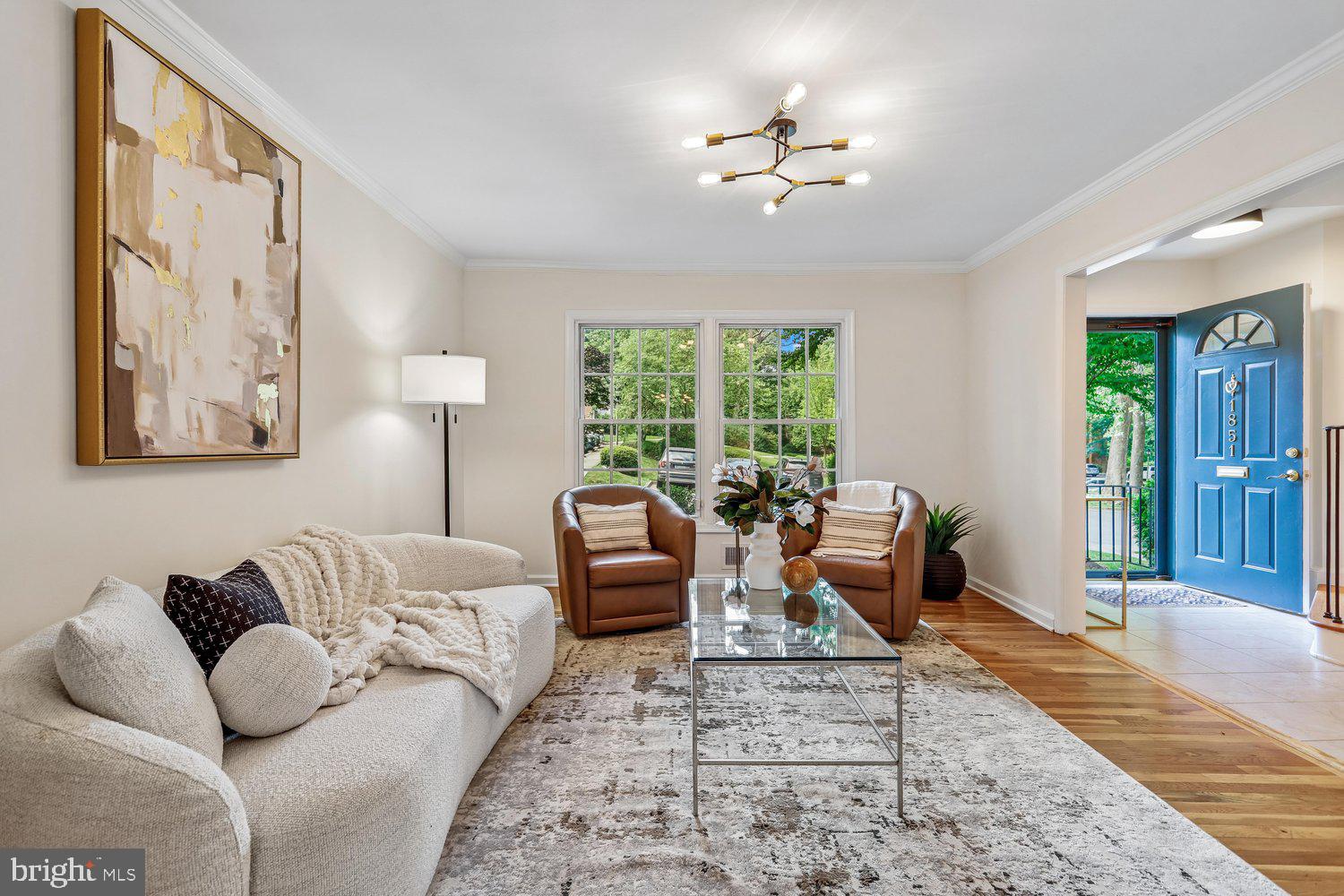 RESTON - Residential