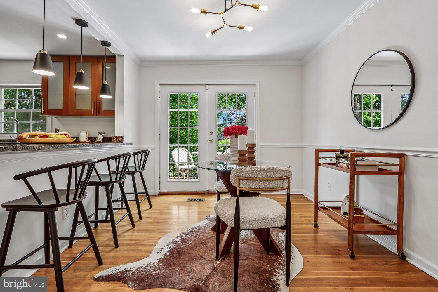 RESTON - Residential