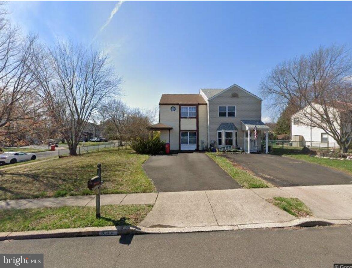 LAUREL HILLS - Residential
