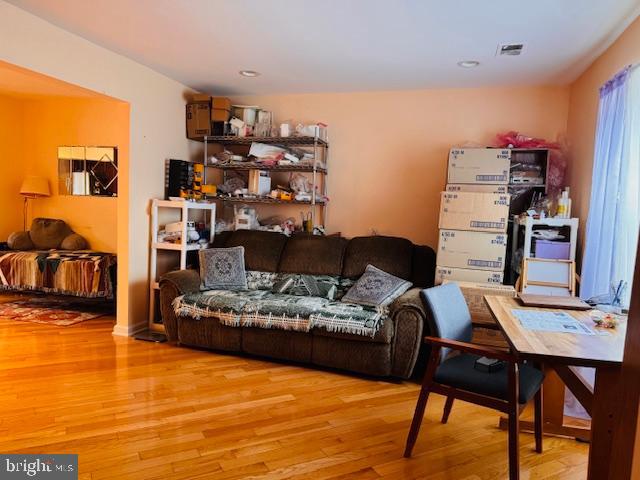 LAUREL HILLS - Residential