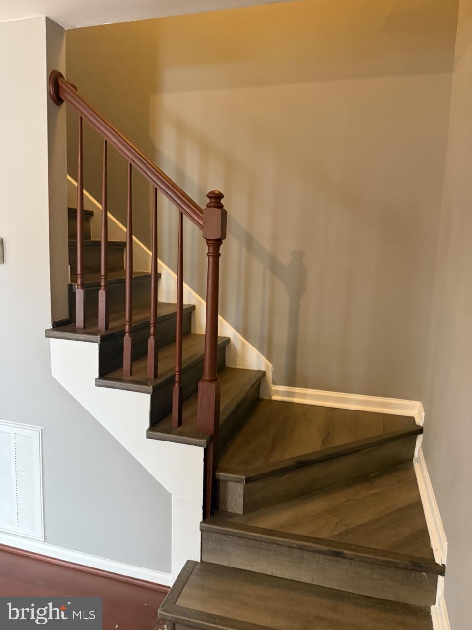STONE GATE - Residential