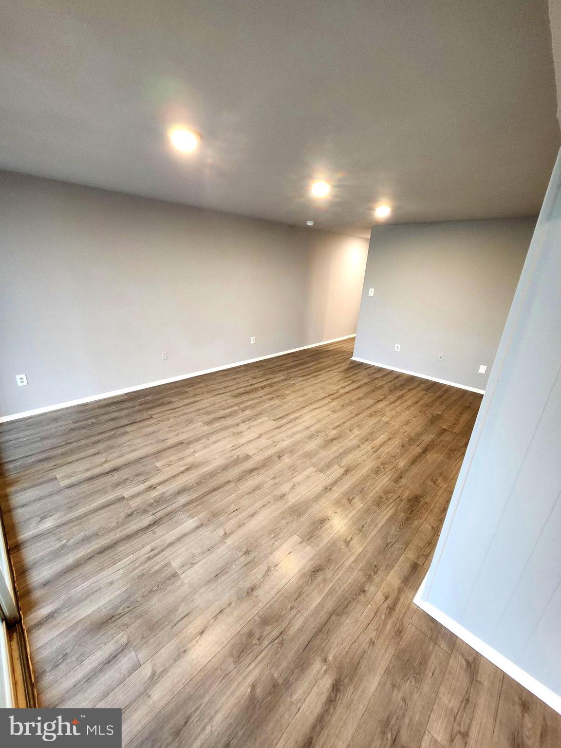 CHELSEA WOODS CONDO - Residential