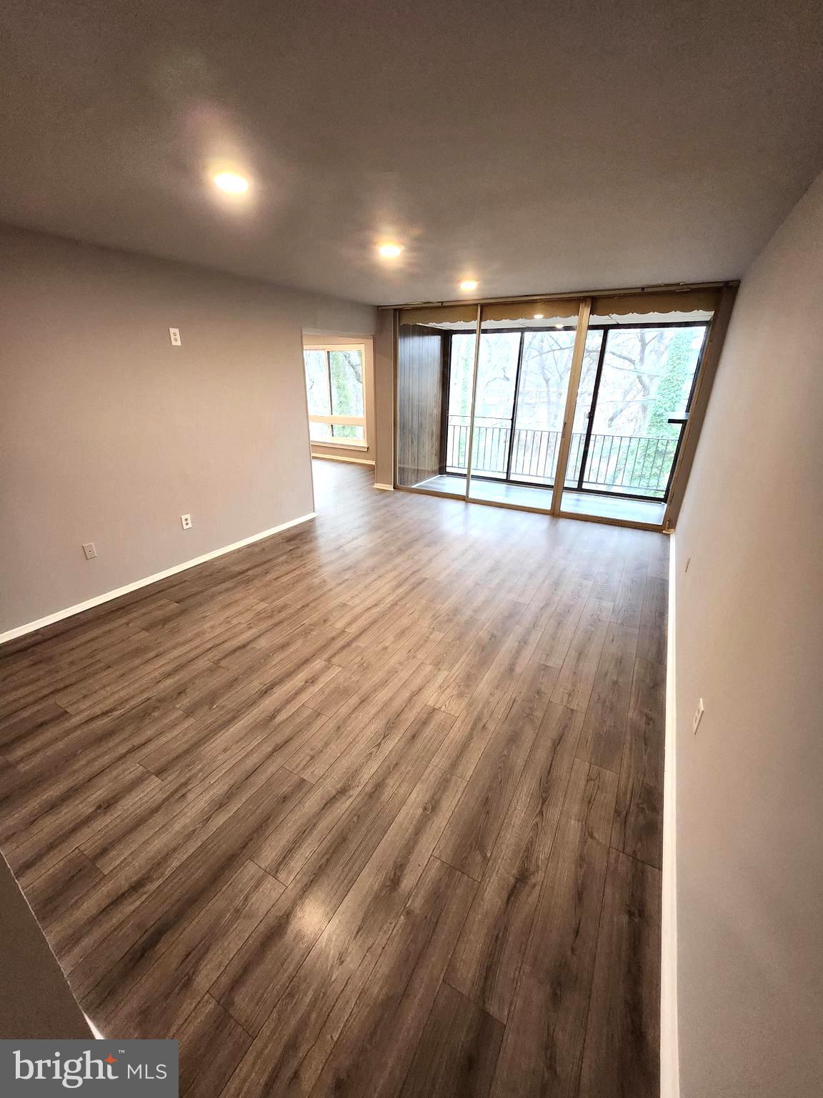 CHELSEA WOODS CONDO - Residential