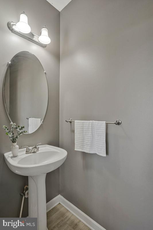 NEW BRISTOW VILLAGE - Residential