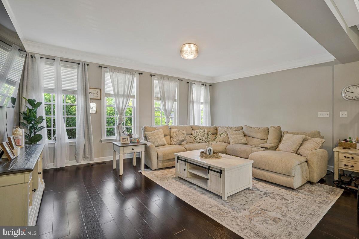 NEW BRISTOW VILLAGE - Residential